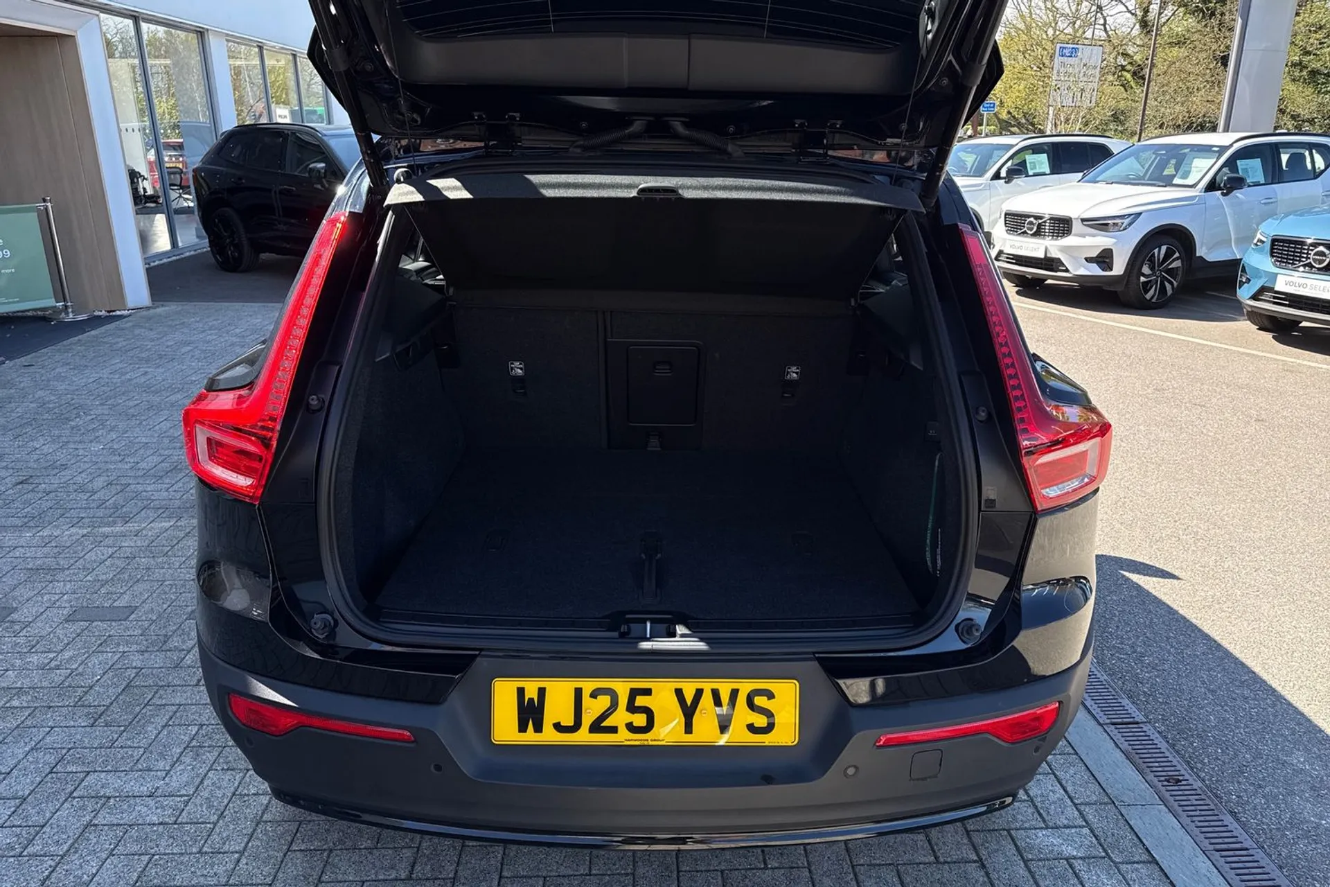 Volvo XC40 thumbnail image number 20