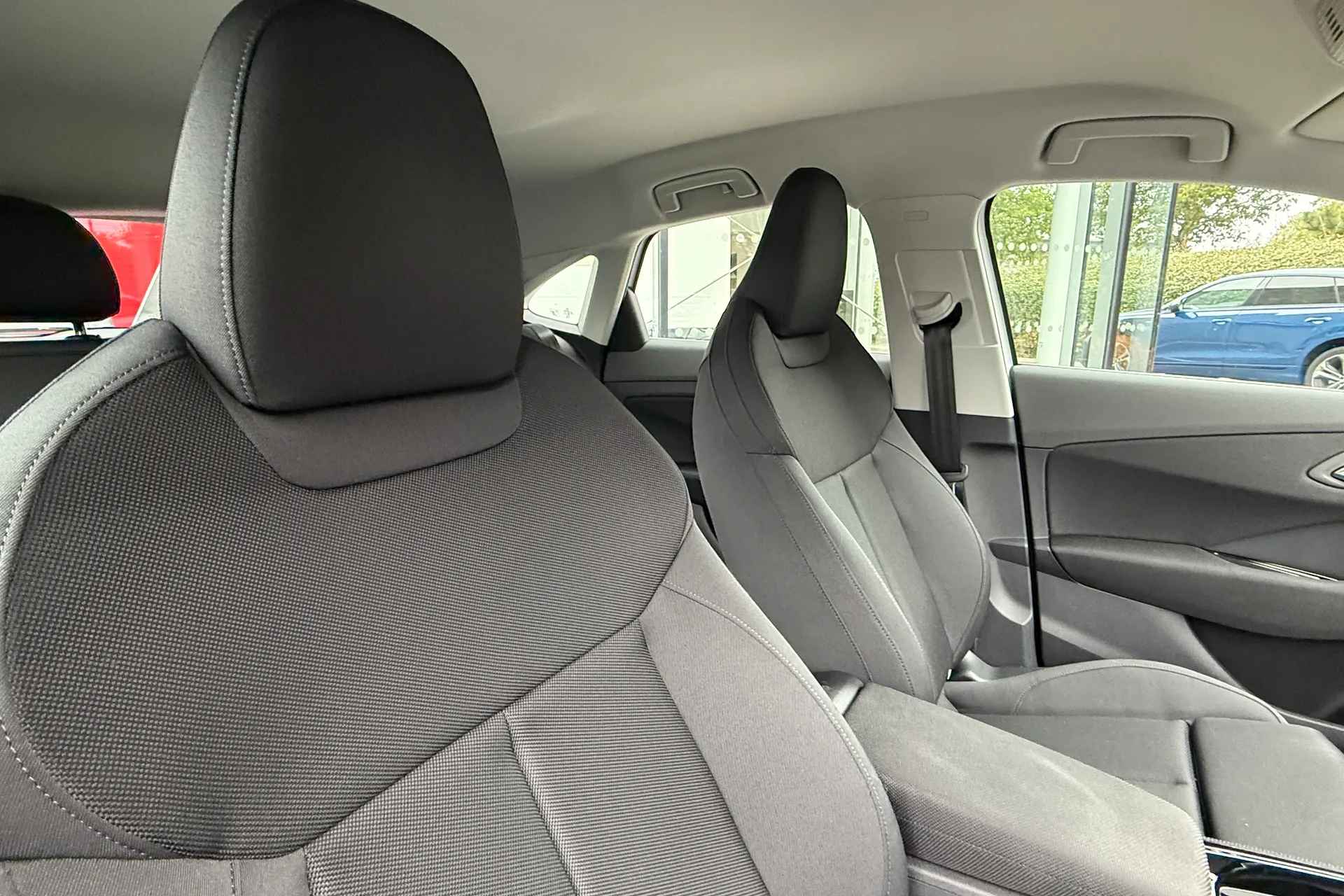 Audi Q3 thumbnail image number 24