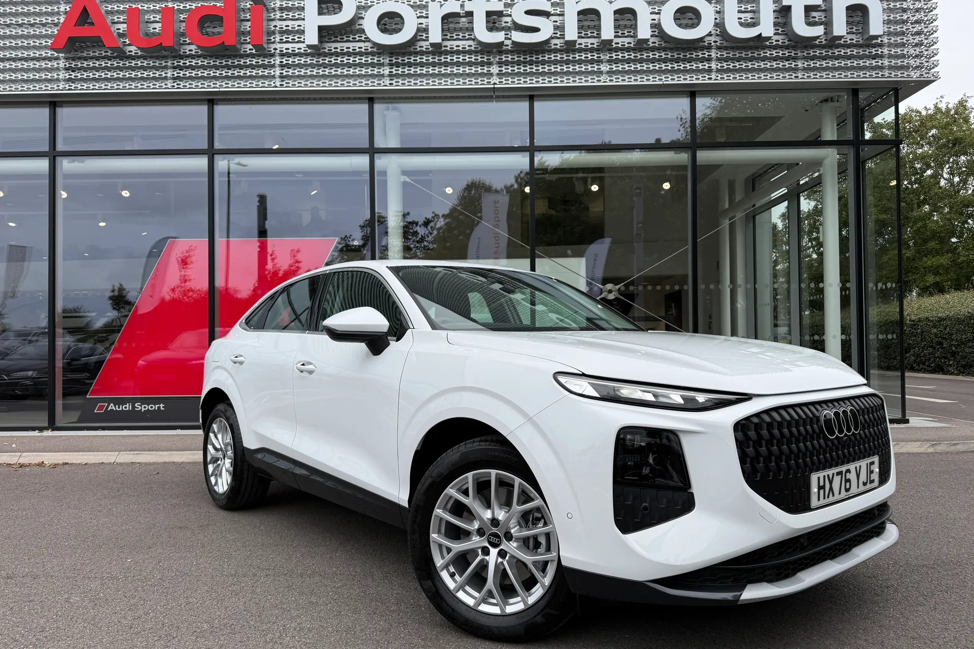 Audi Q3 focused image