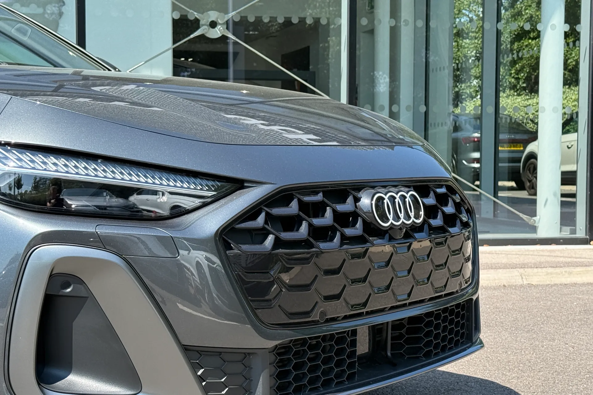 Audi A5 thumbnail image number 3