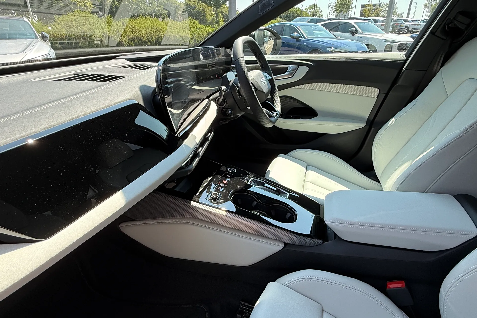 Audi A5 thumbnail image number 10