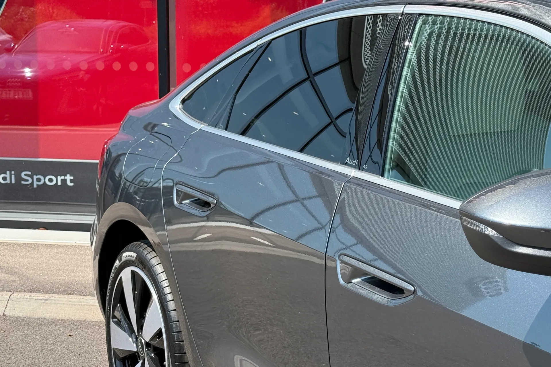 Audi A5 thumbnail image number 4