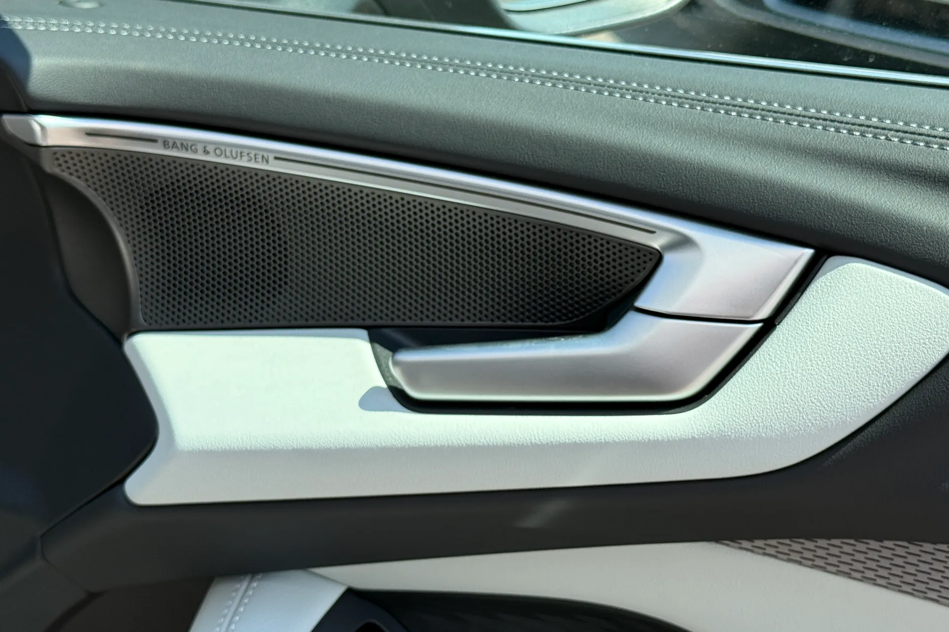 Audi A5 thumbnail image number 28