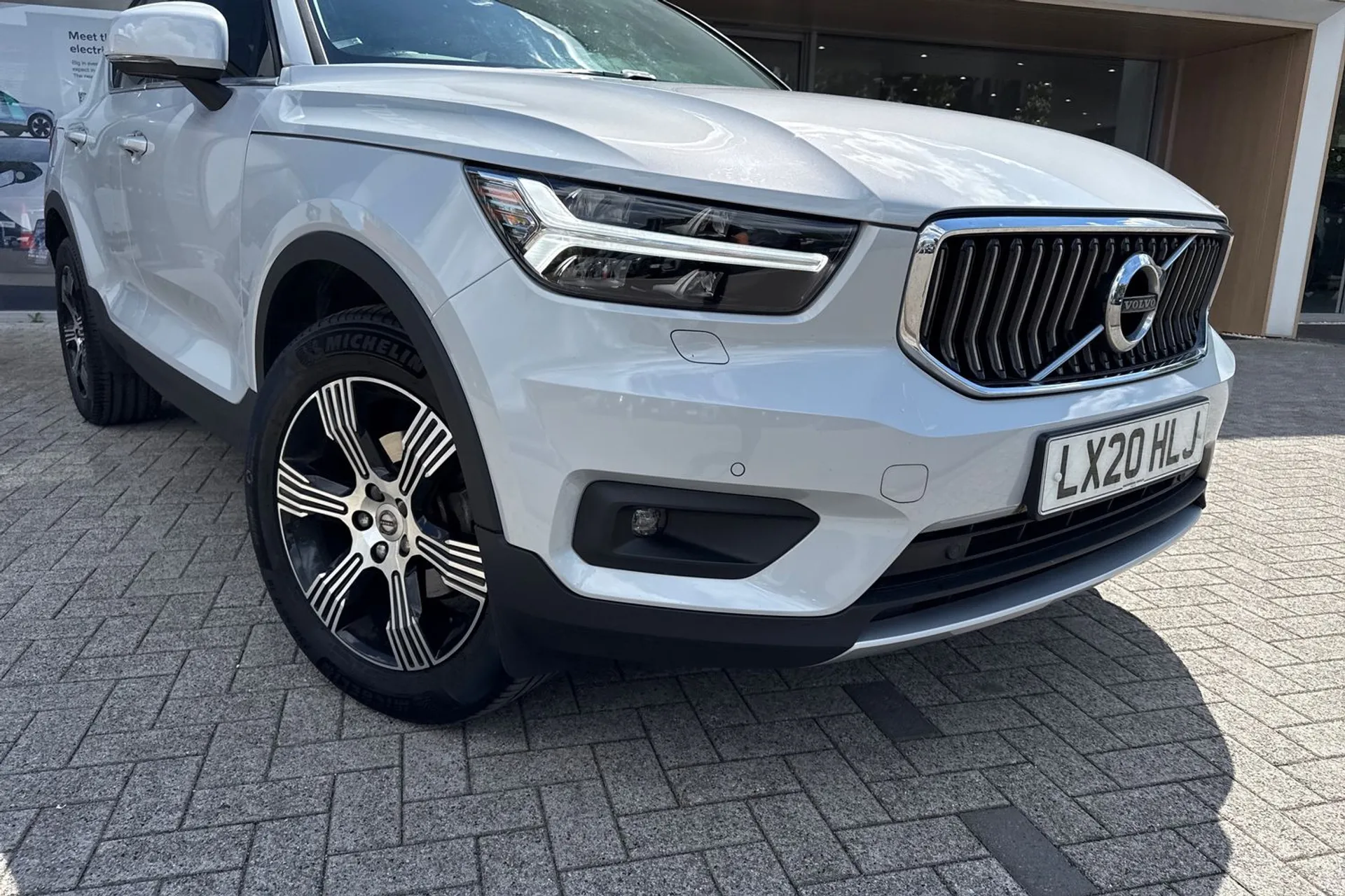 Volvo XC40 thumbnail image number 7