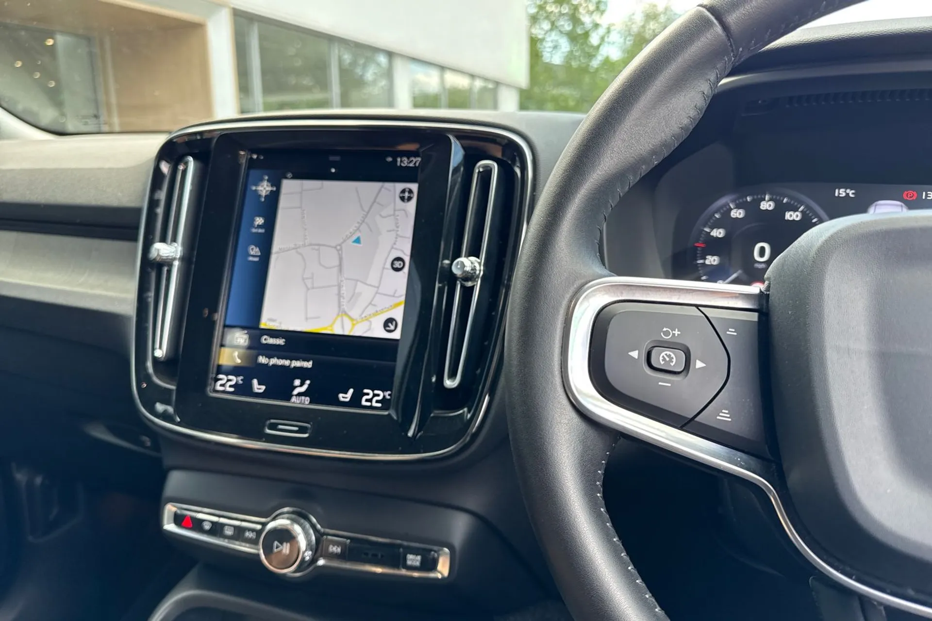 Volvo XC40 thumbnail image number 36