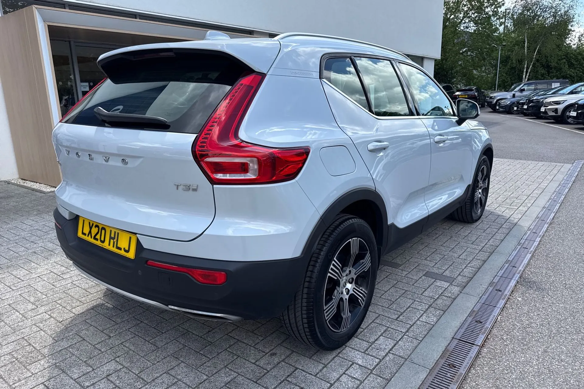 Volvo XC40 thumbnail image number 8