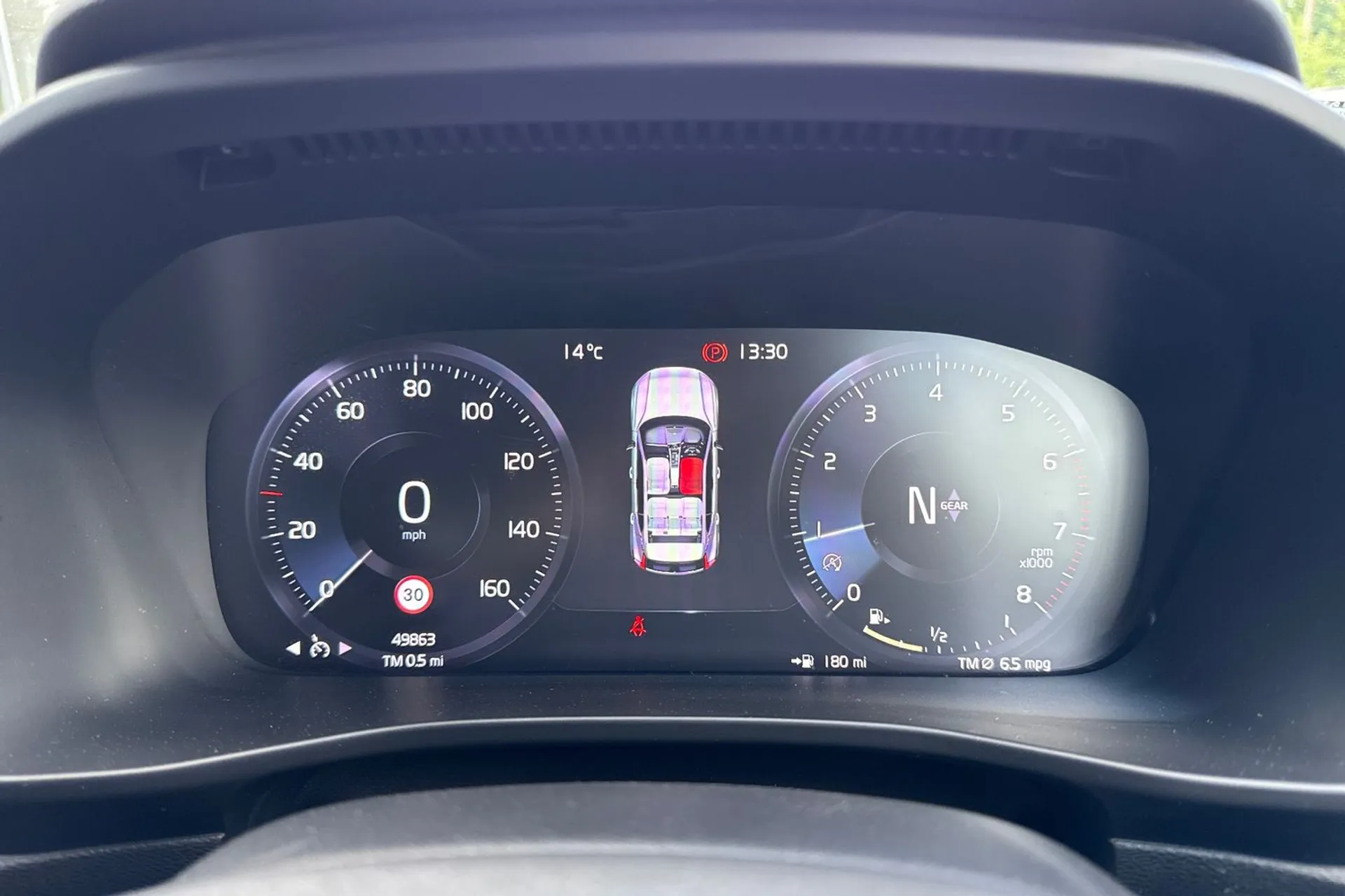Volvo XC40 thumbnail image number 44