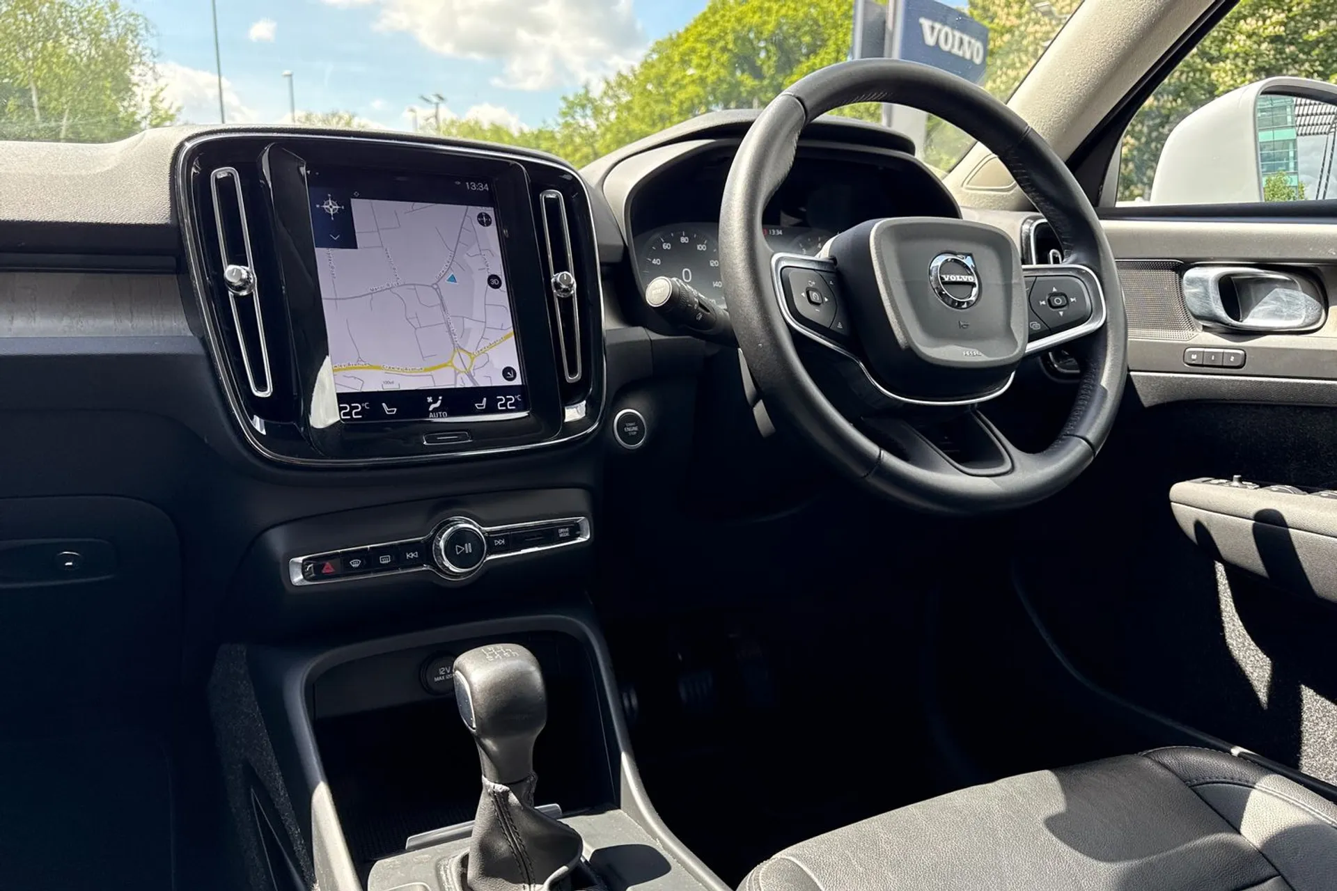 Volvo XC40 thumbnail image number 35