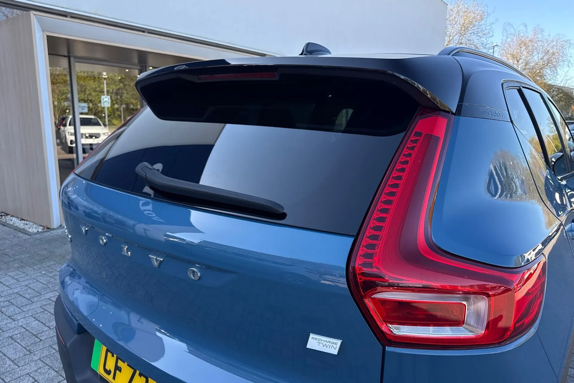 Volvo XC40 thumbnail image number 16