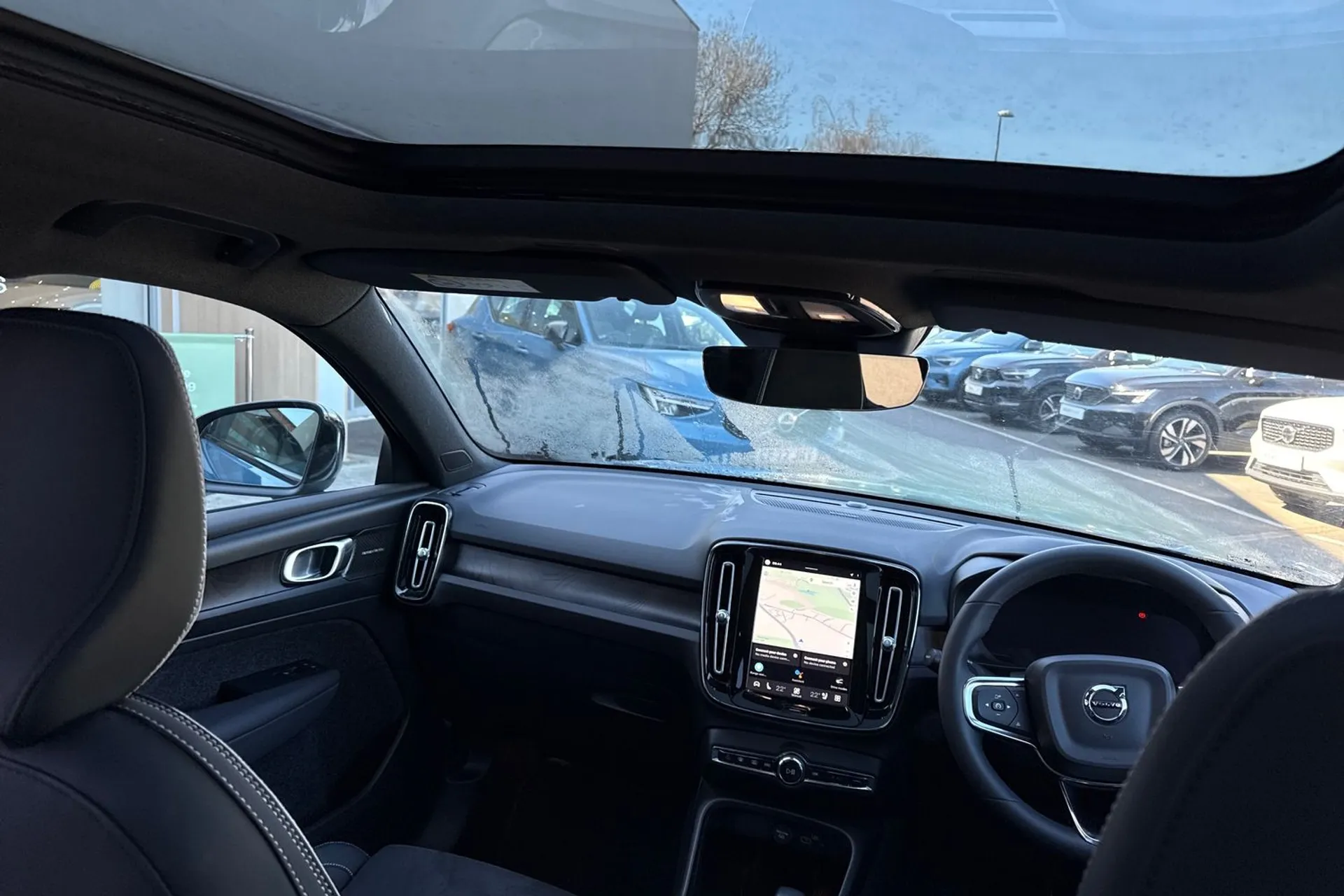 Volvo XC40 thumbnail image number 32