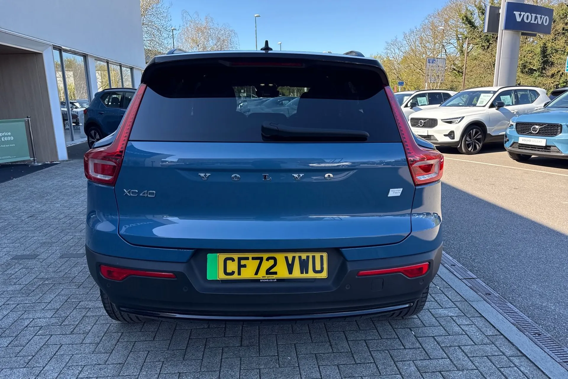 Volvo XC40 thumbnail image number 9