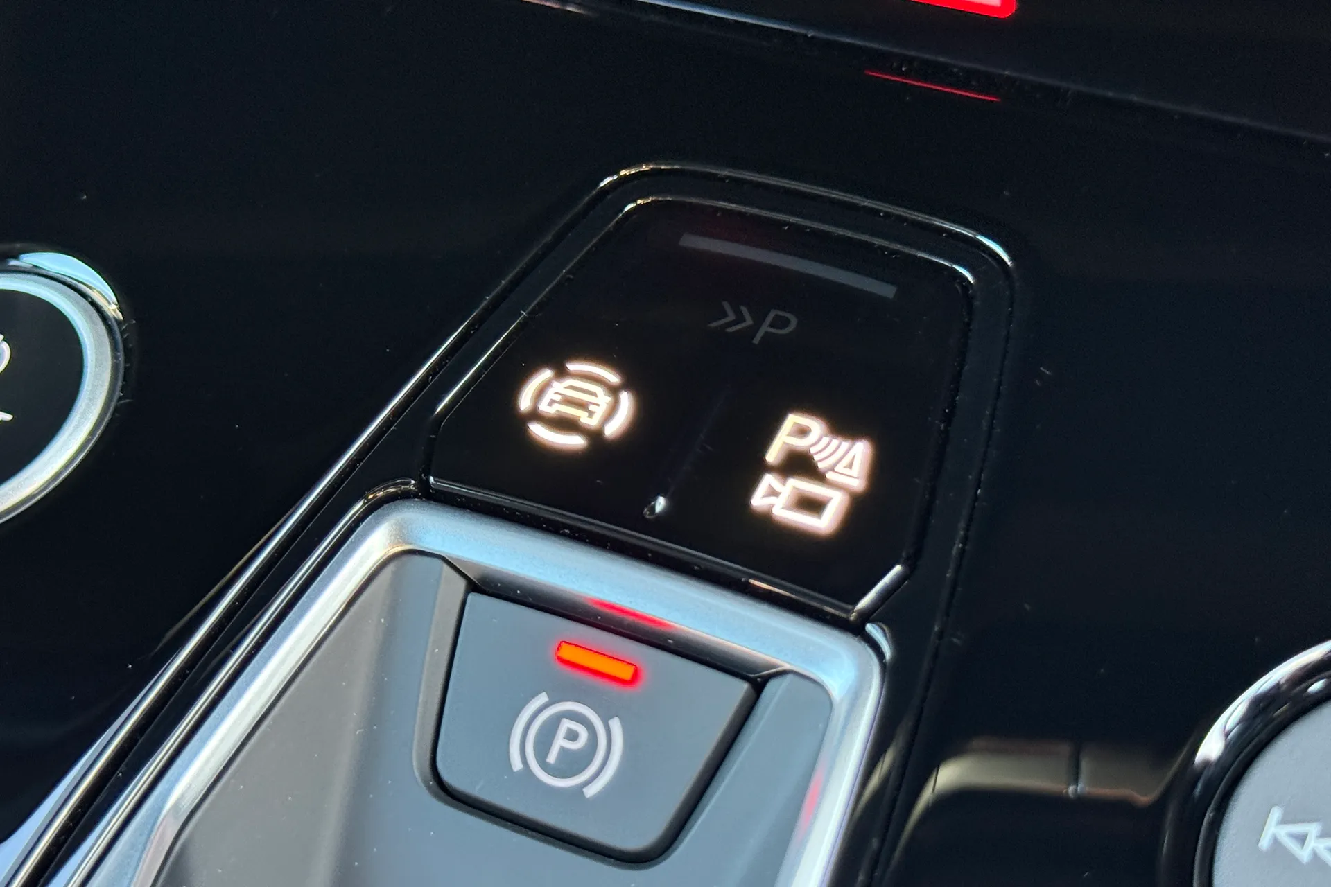 Audi Q4 thumbnail image number 45