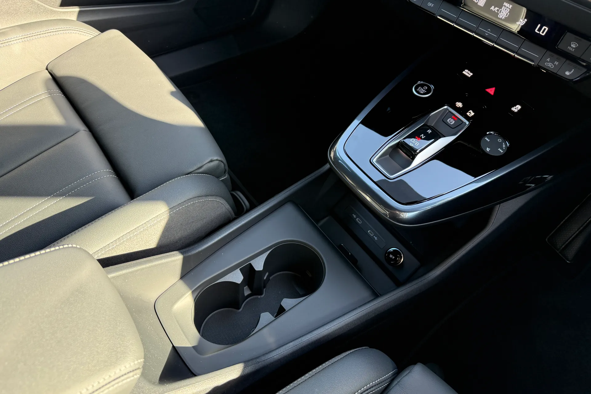 Audi Q4 thumbnail image number 46