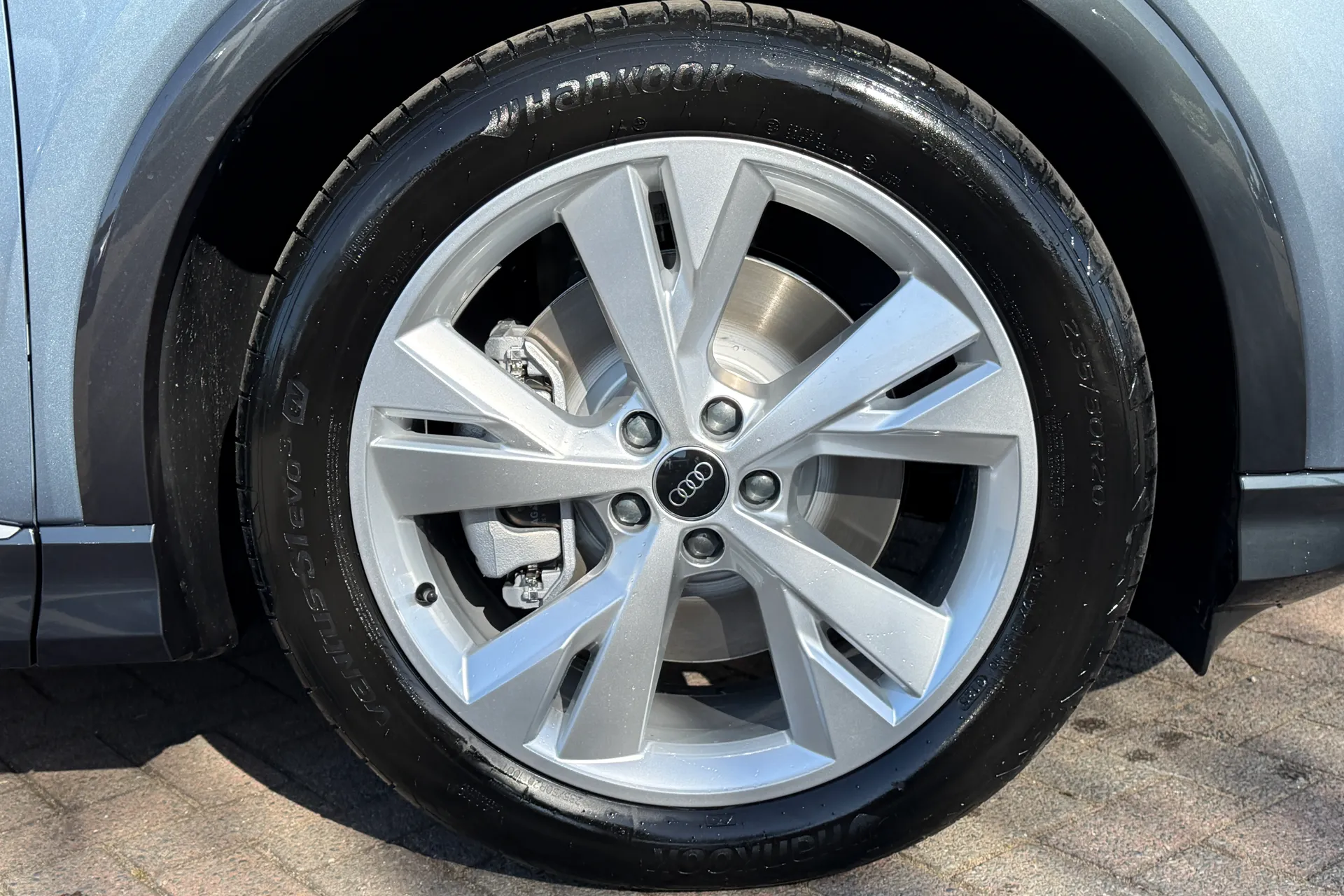 Audi Q4 thumbnail image number 54