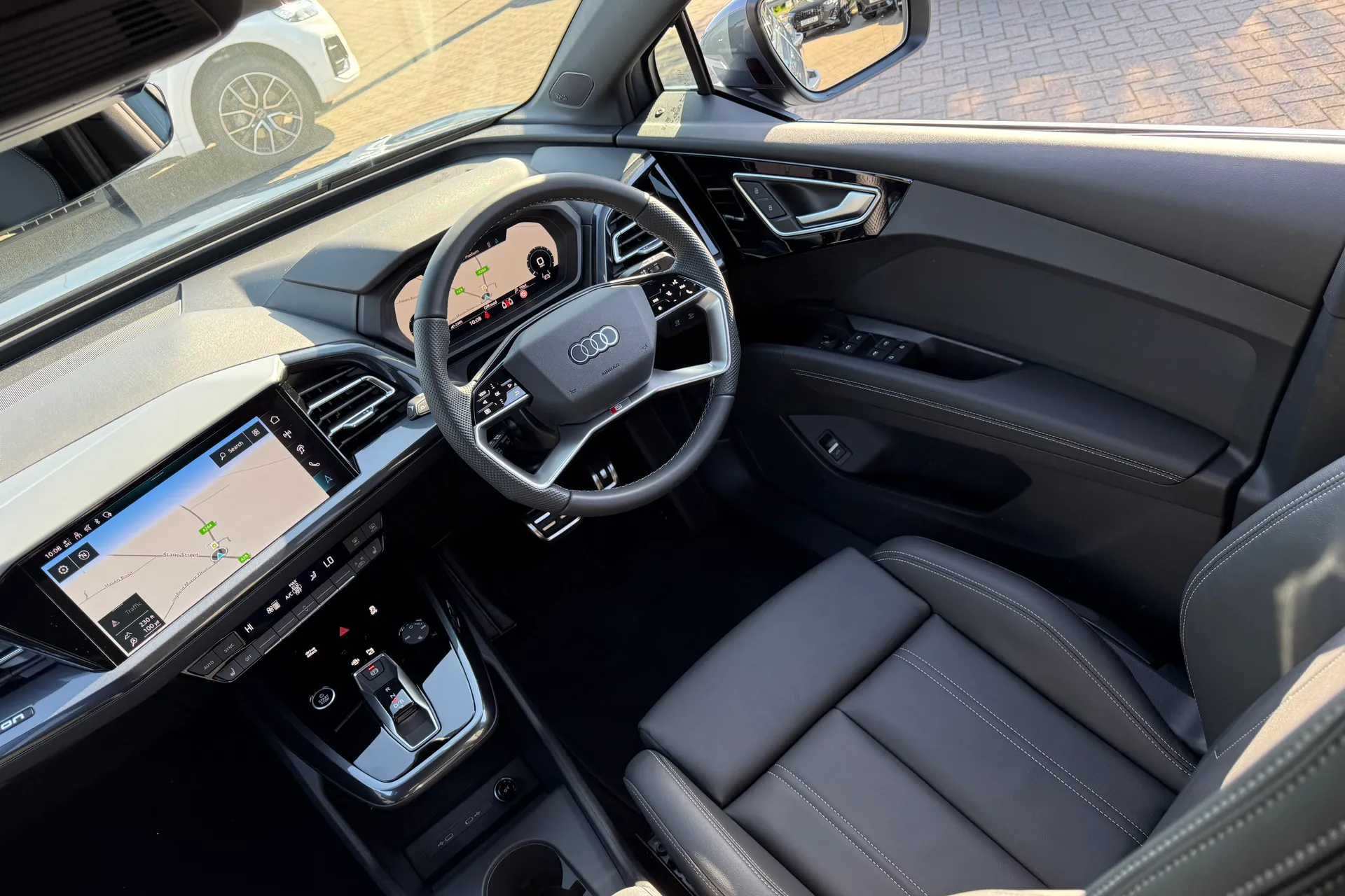 Audi Q4 thumbnail image number 47