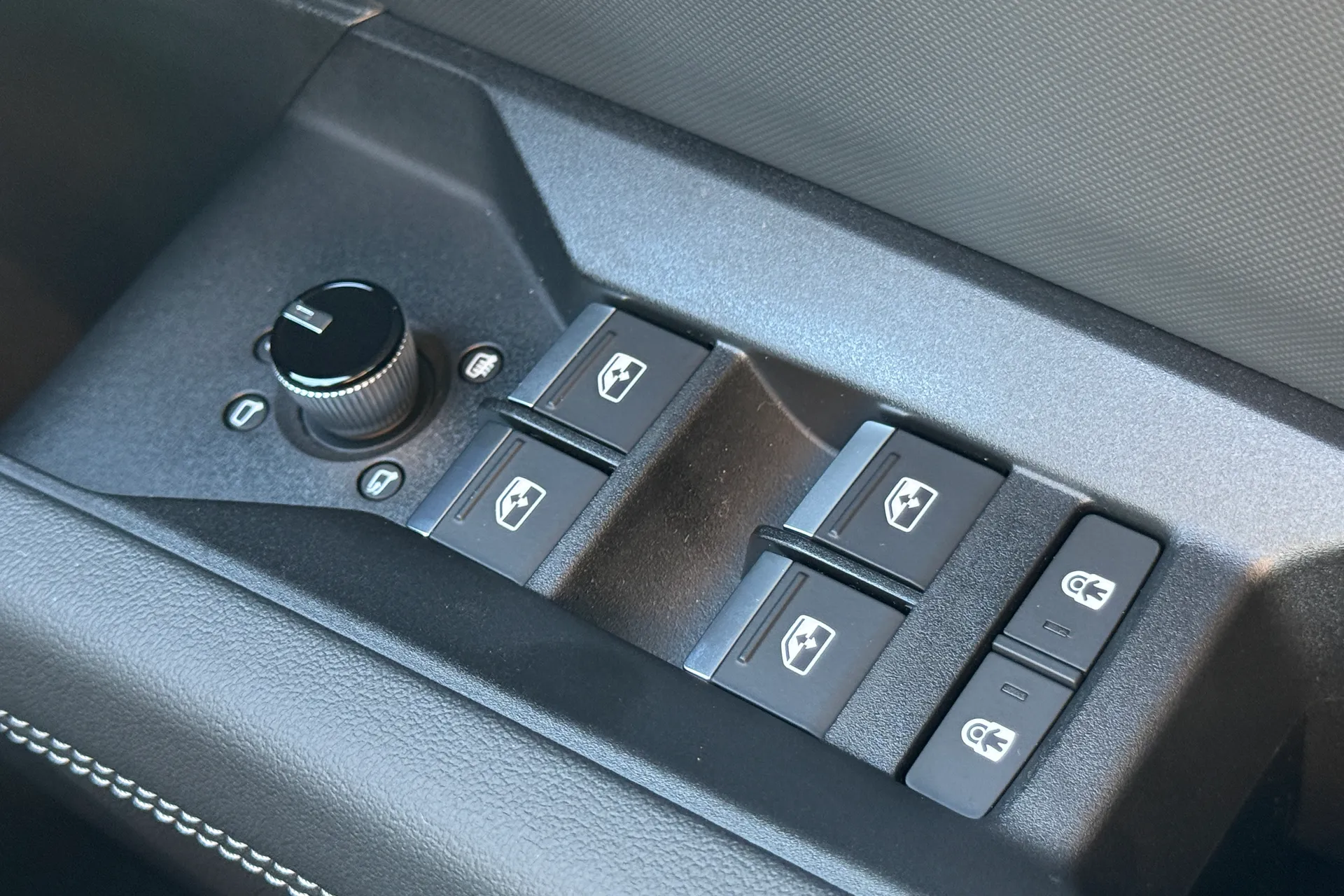 Audi Q4 thumbnail image number 23