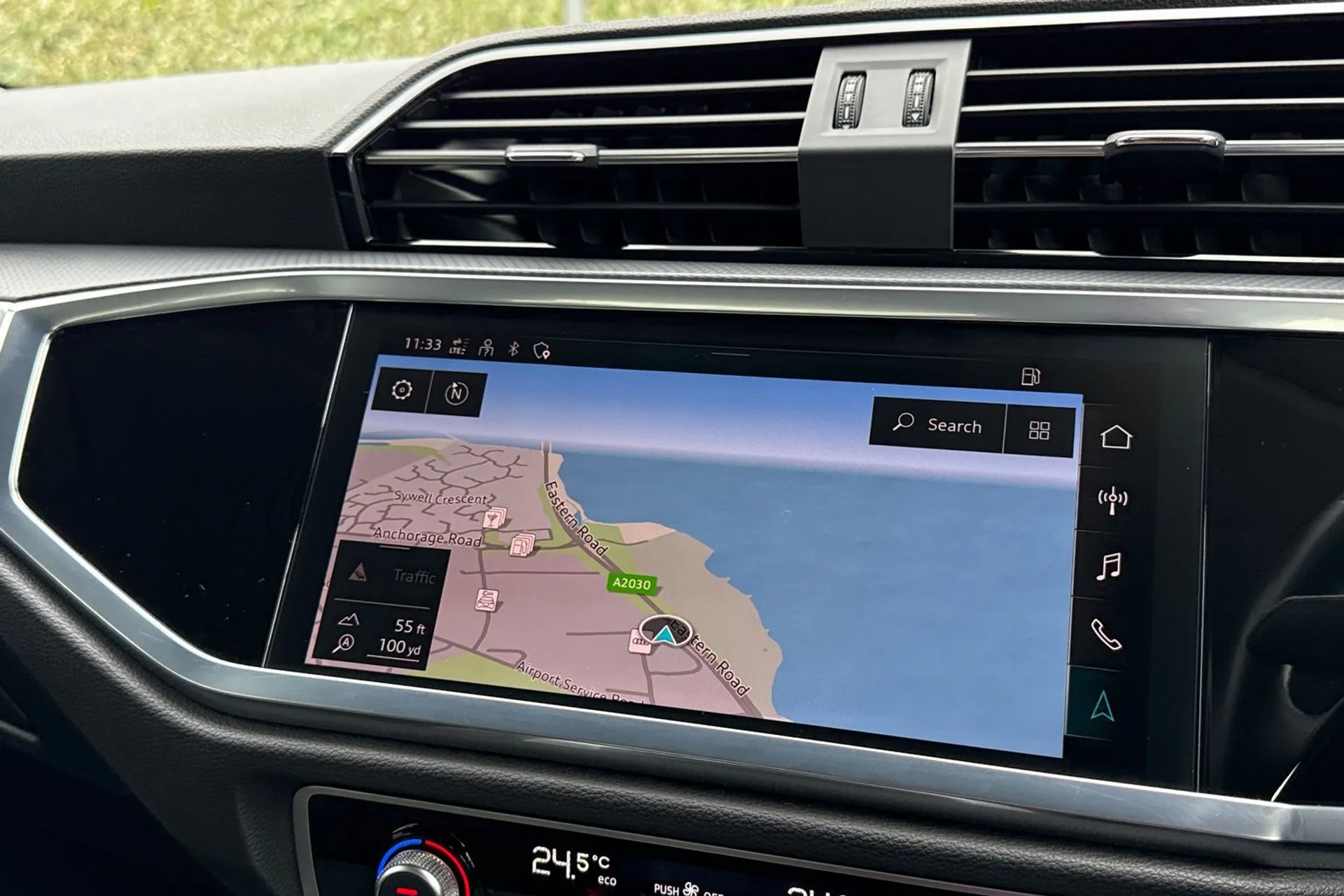 Audi Q3 thumbnail image number 4