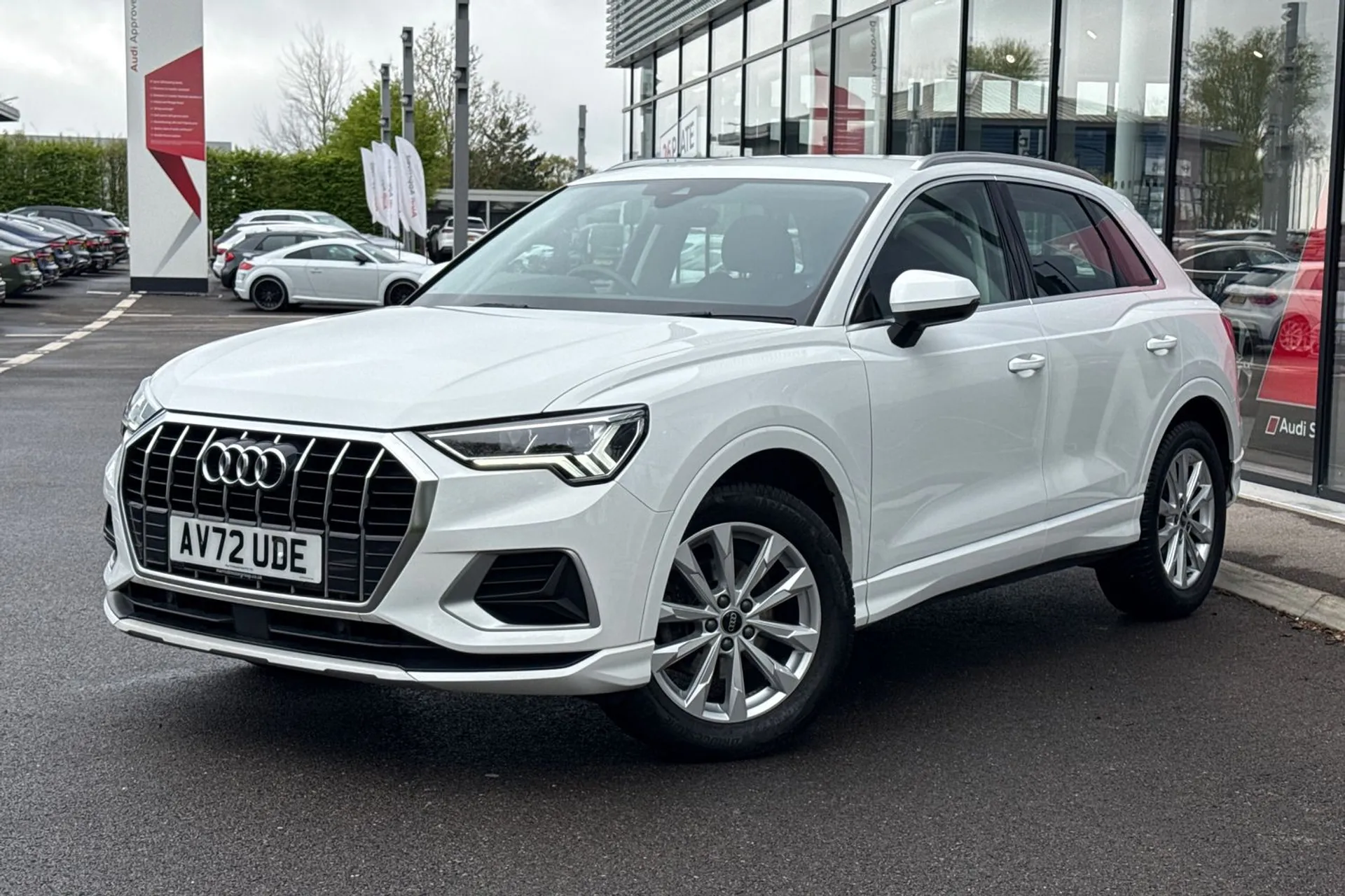Audi Q3 thumbnail image number 5