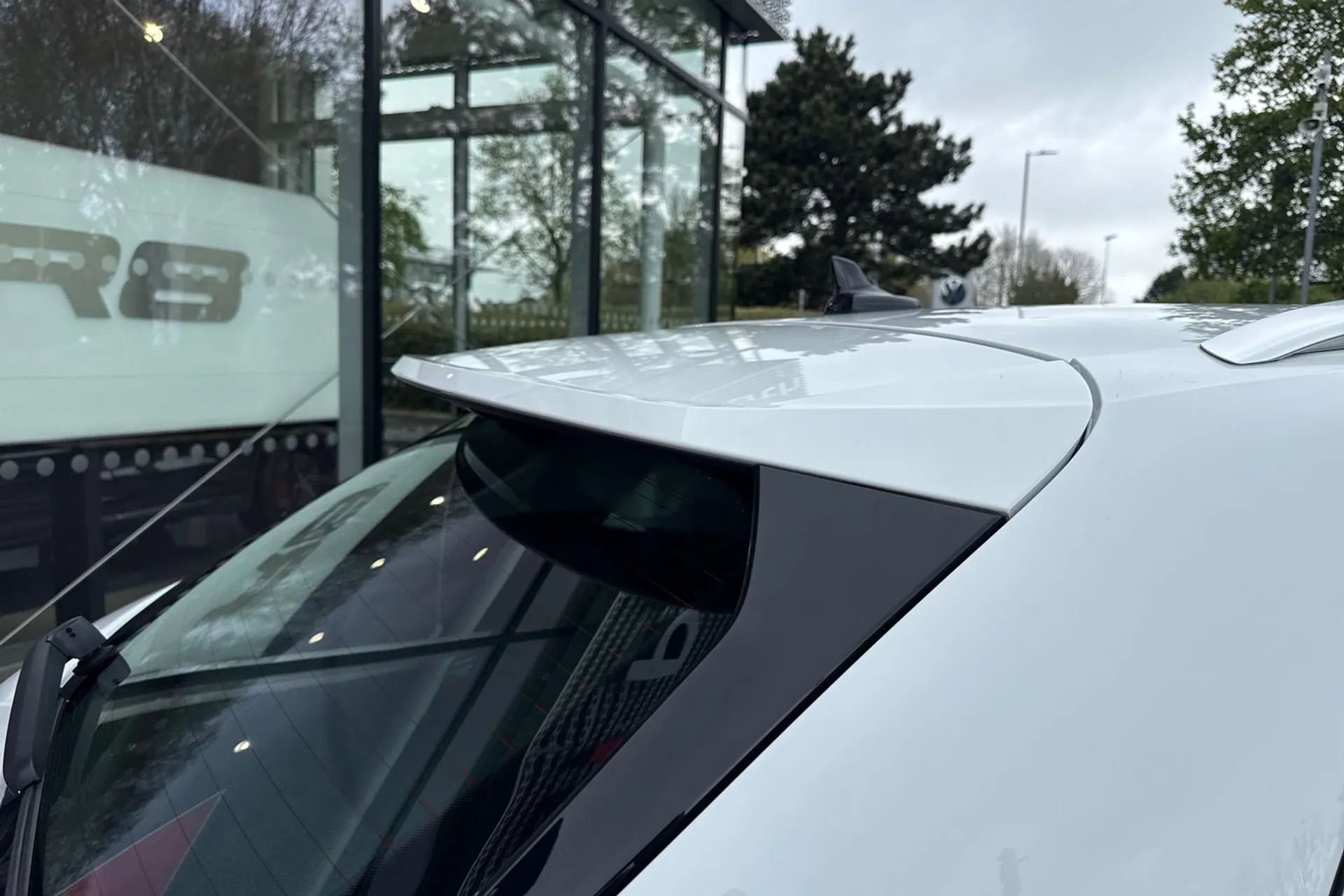 Audi Q3 thumbnail image number 24