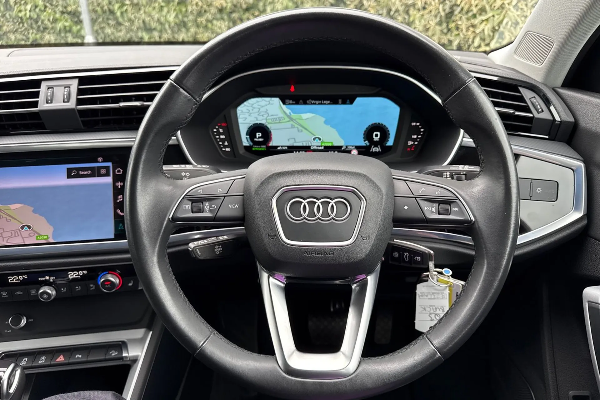Audi Q3 thumbnail image number 7