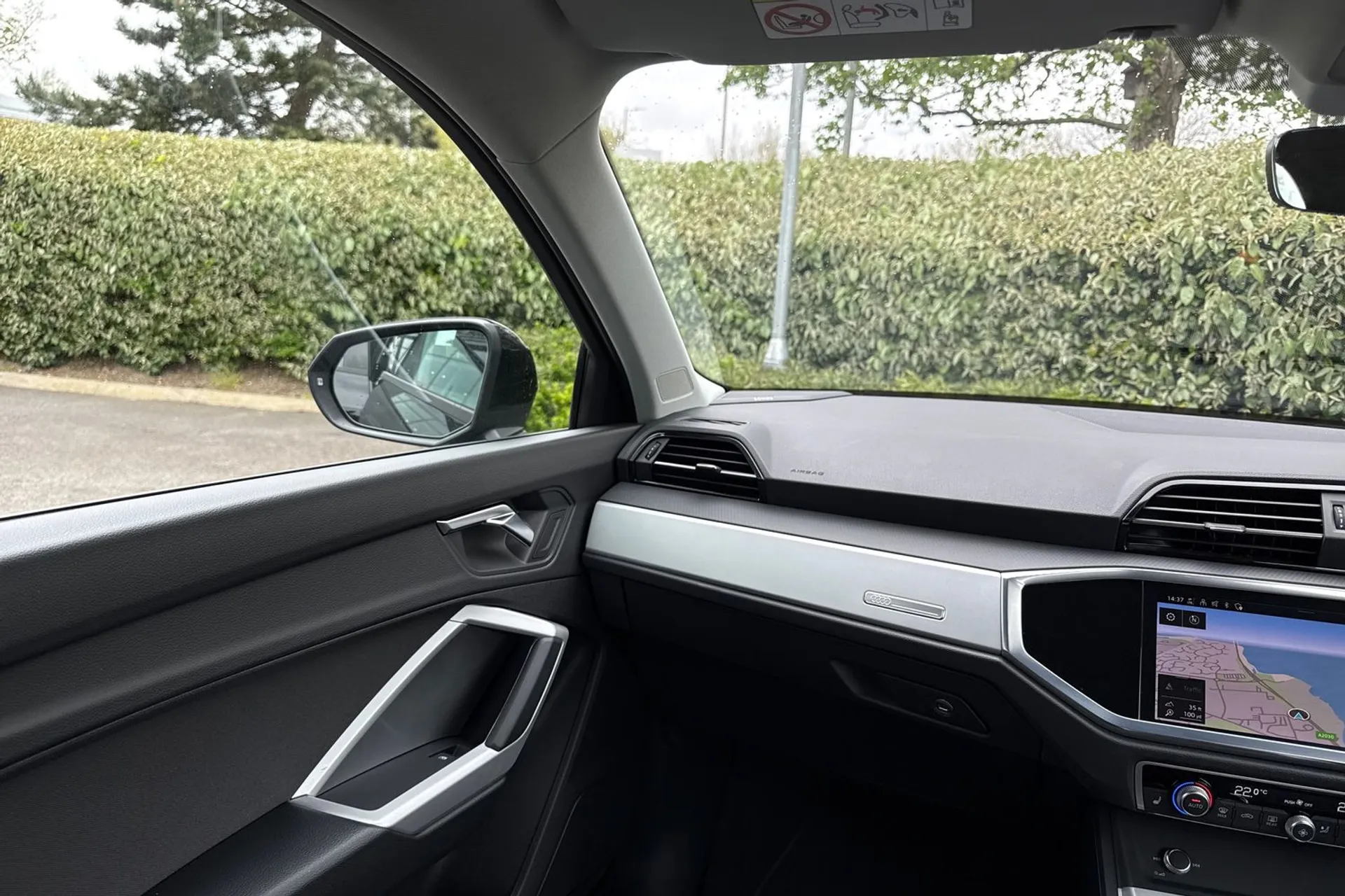 Audi Q3 thumbnail image number 48