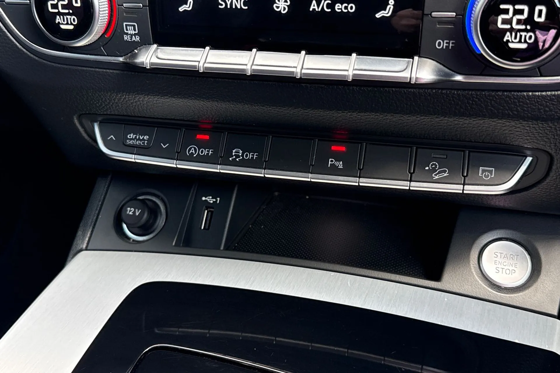 Audi Q5 thumbnail image number 27