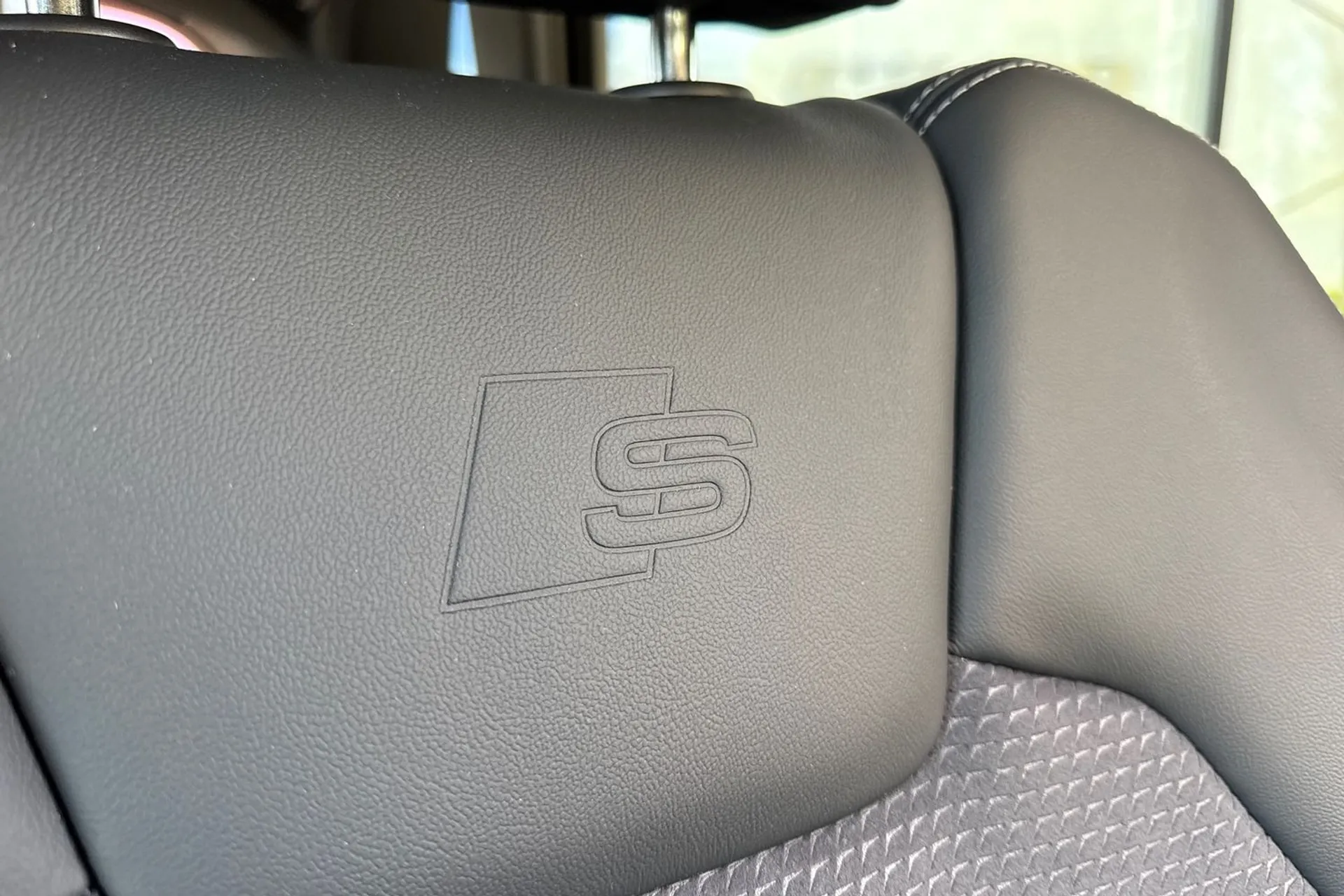 Audi Q5 thumbnail image number 34