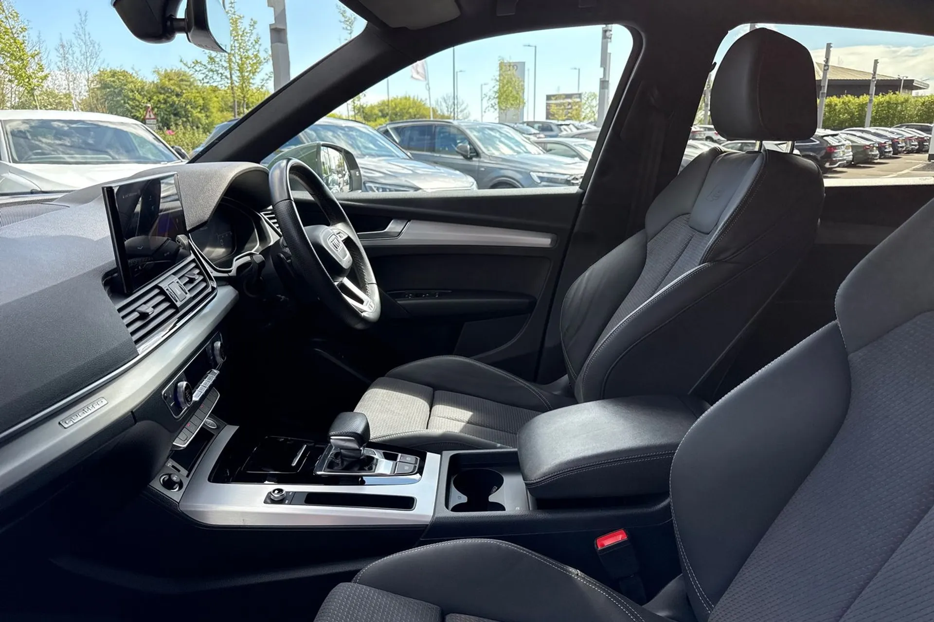 Audi Q5 thumbnail image number 47