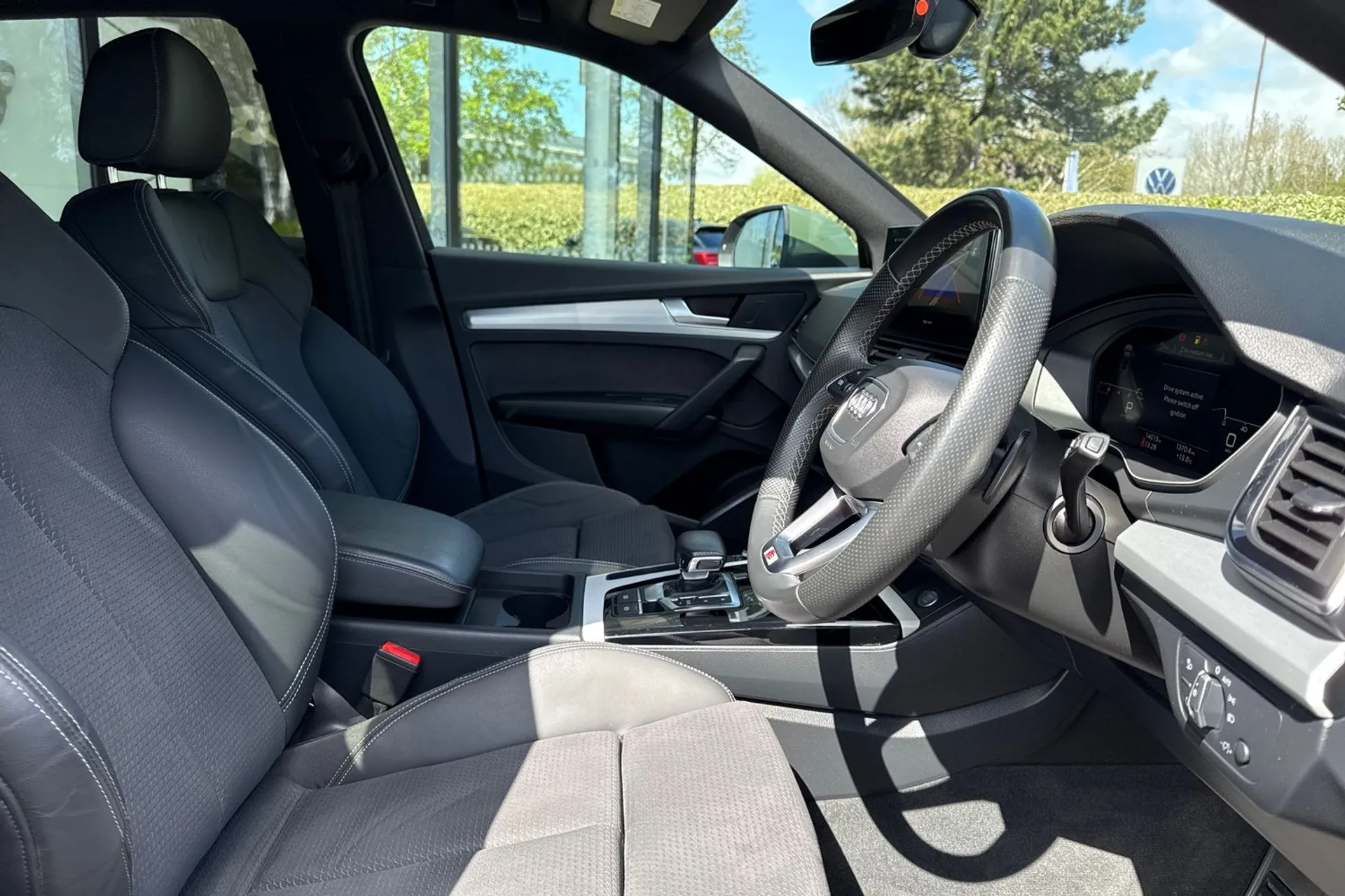 Audi Q5 thumbnail image number 45