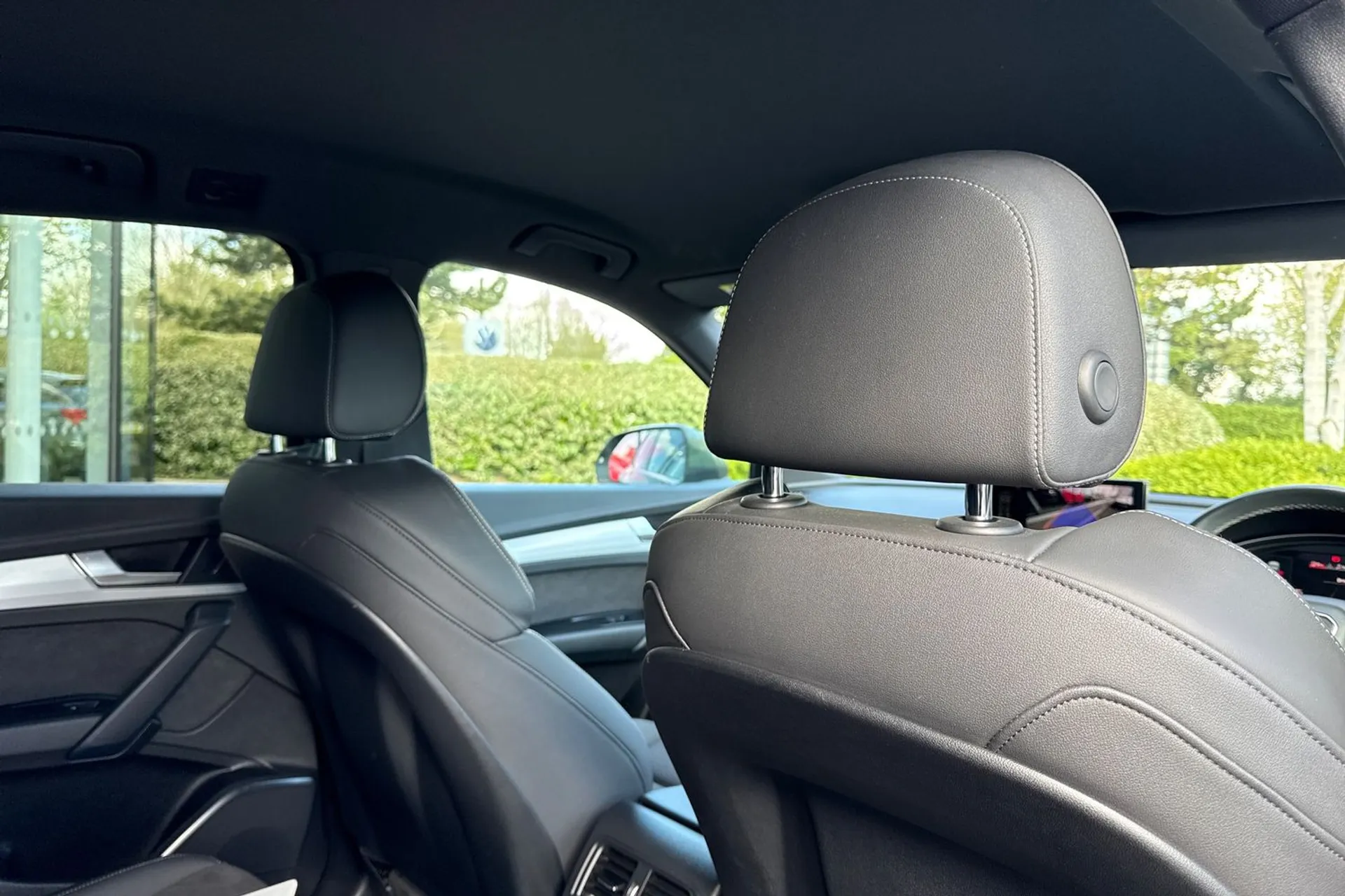 Audi Q5 thumbnail image number 42