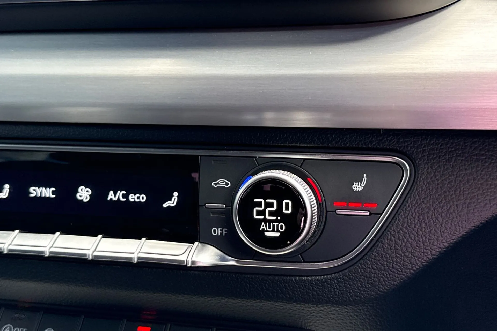 Audi Q5 thumbnail image number 17