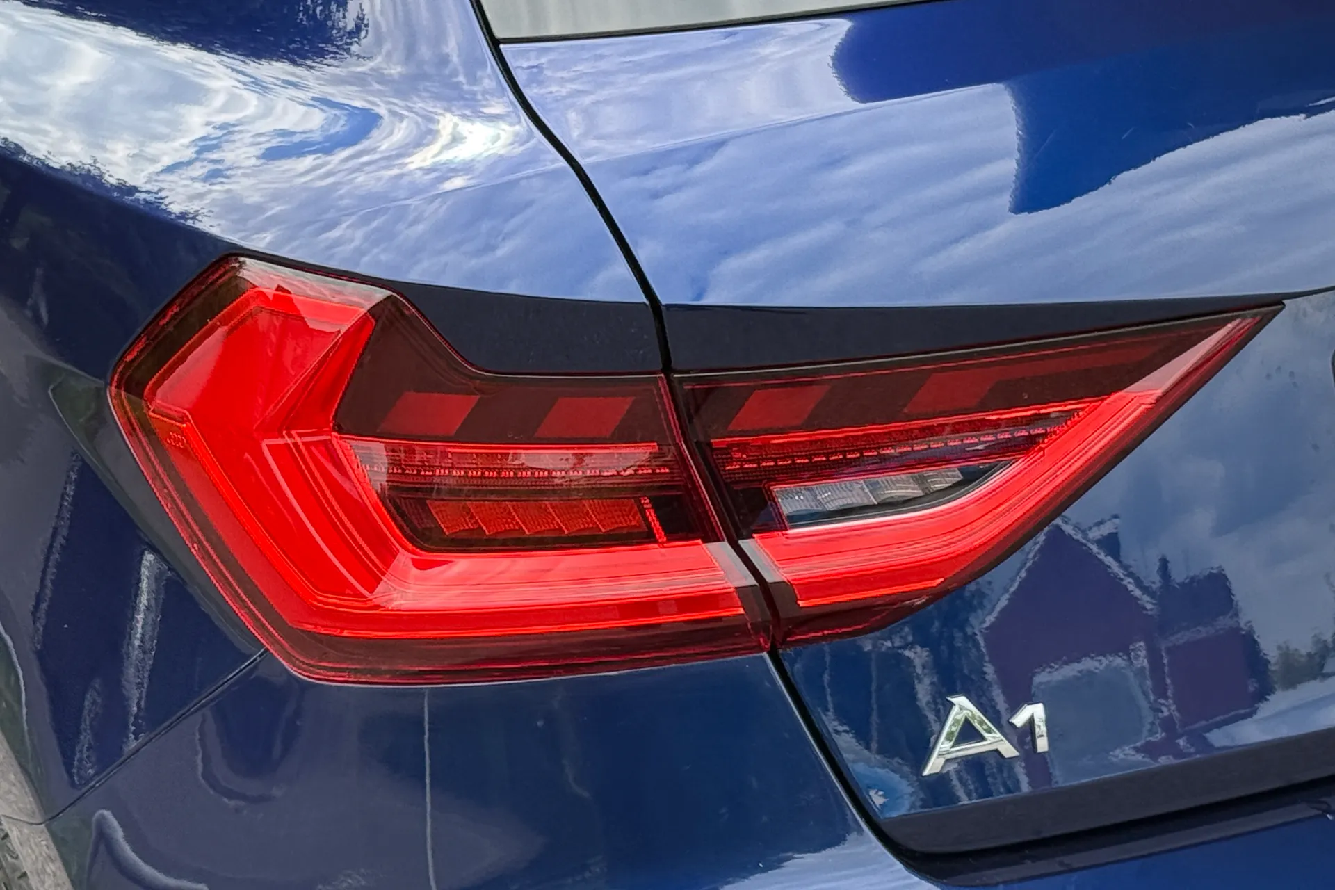 Audi A1 thumbnail image number 40