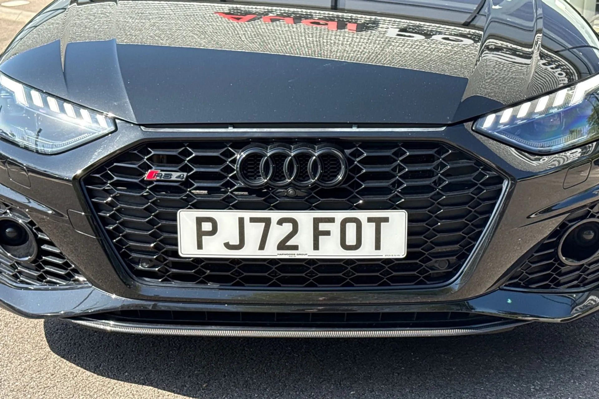 Audi RS4 thumbnail image number 17