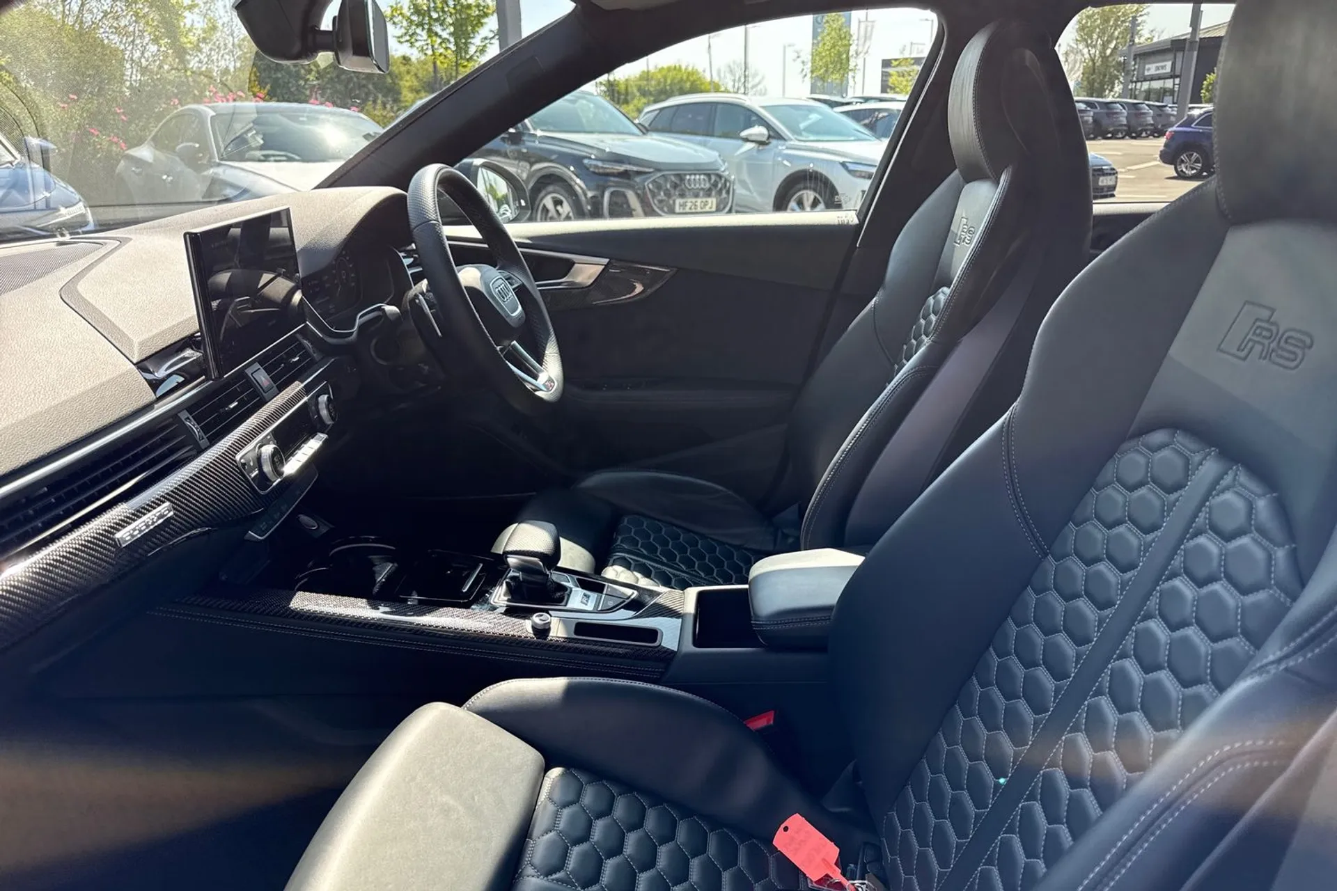Audi RS4 thumbnail image number 46