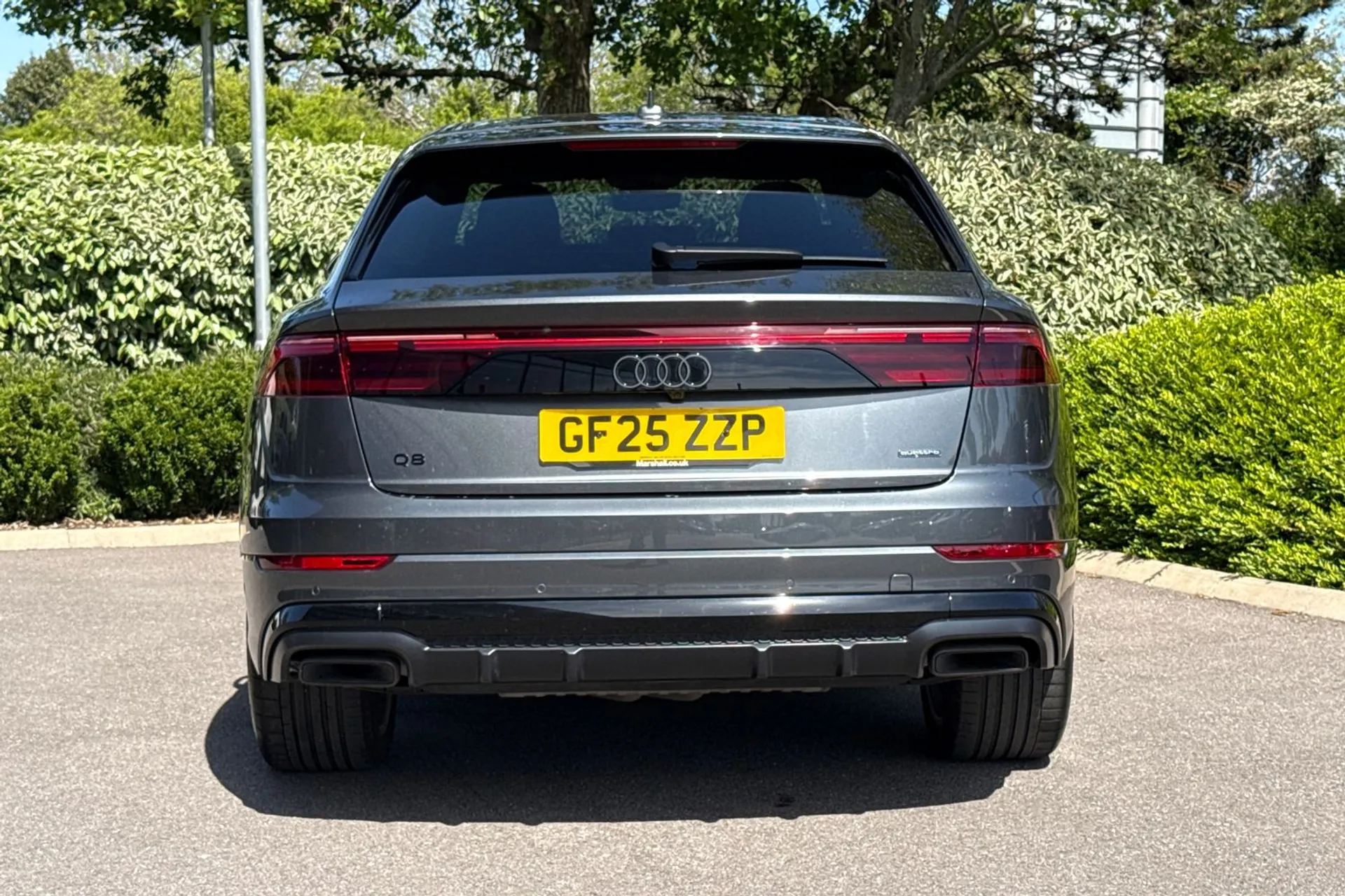 Audi Q8 thumbnail image number 17