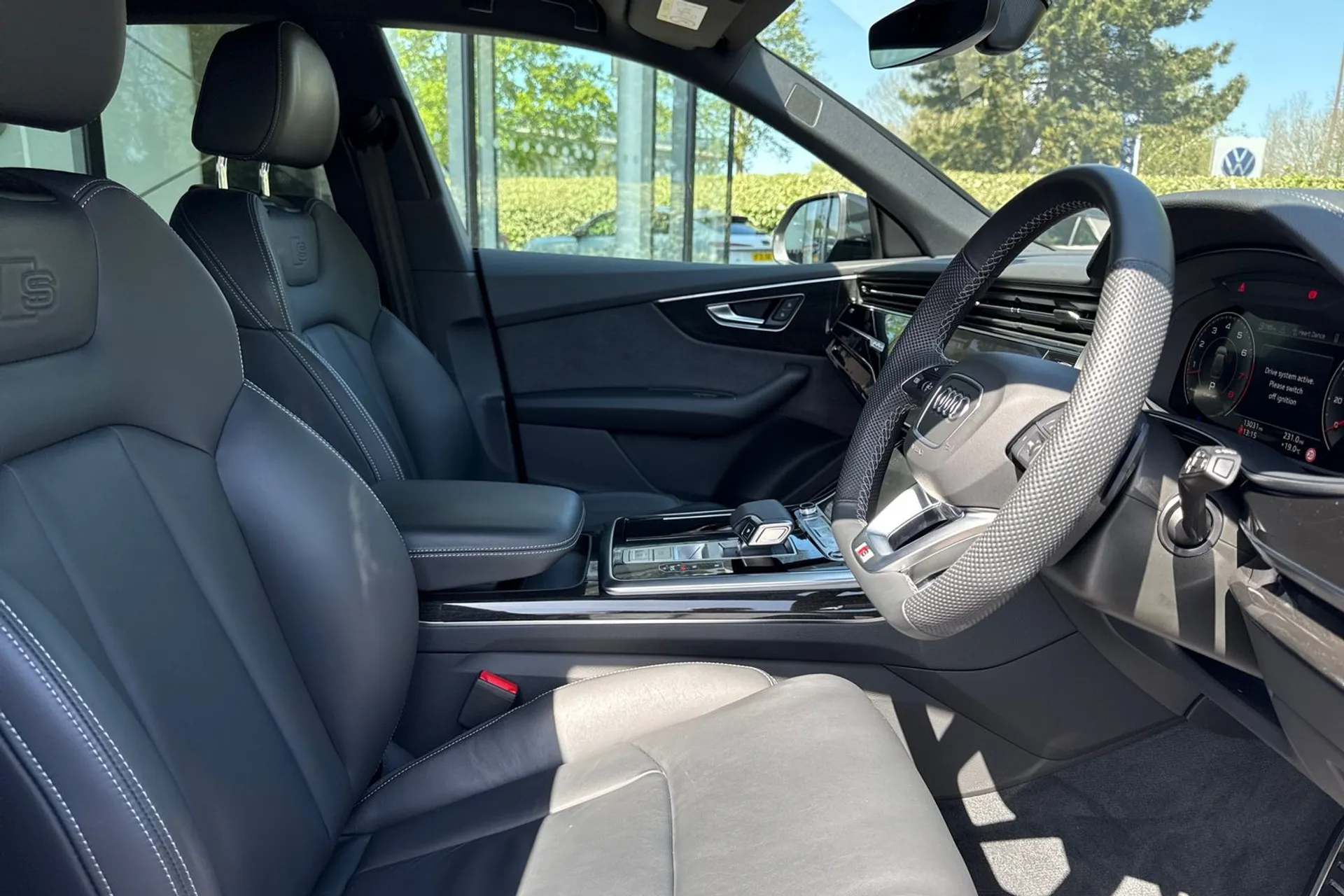 Audi Q8 thumbnail image number 42