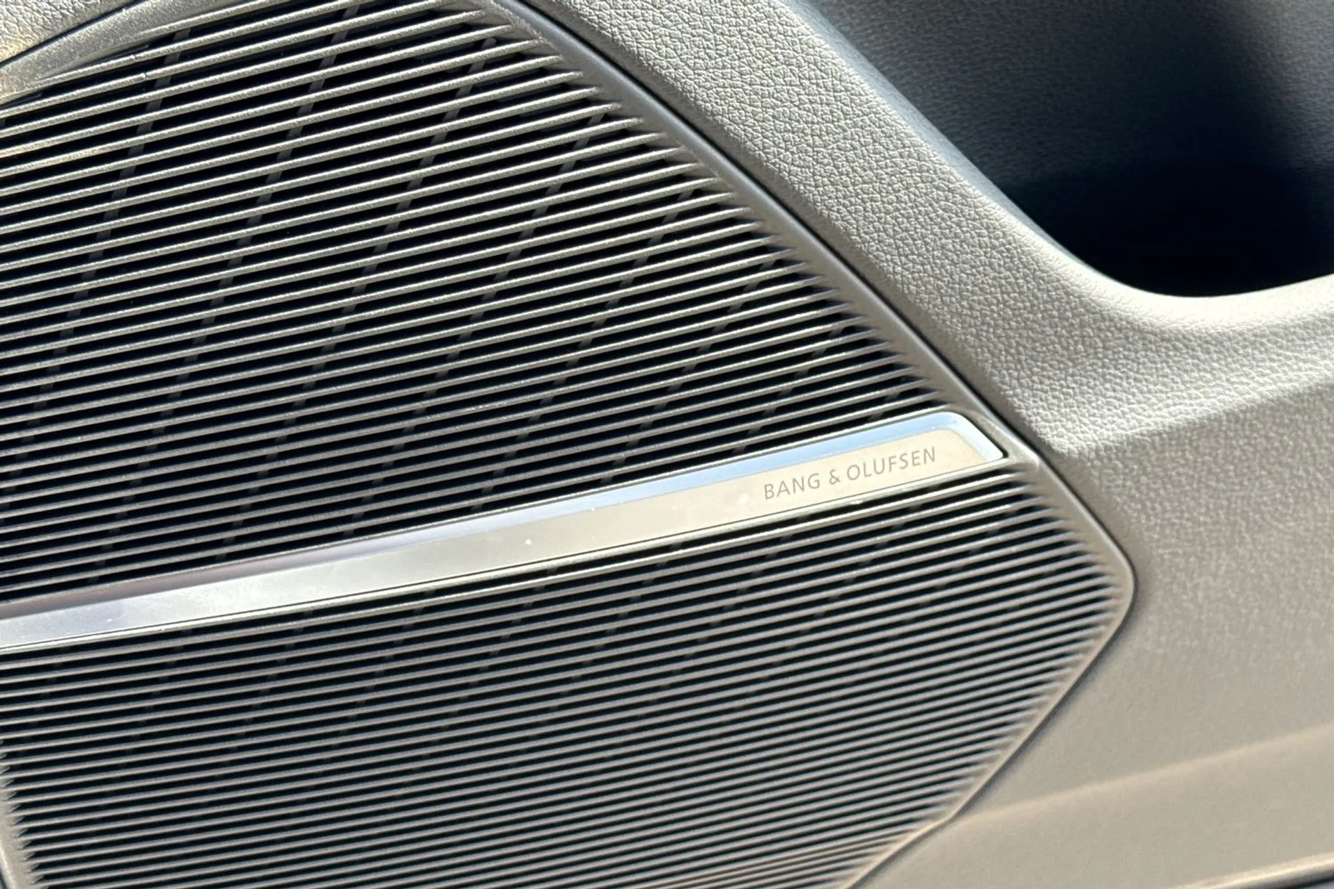 Audi Q8 thumbnail image number 22
