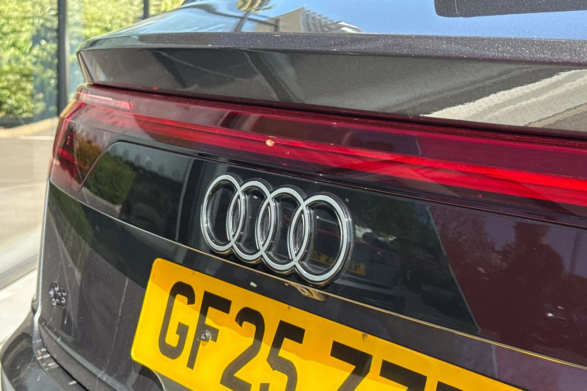 Audi Q8 thumbnail image number 32