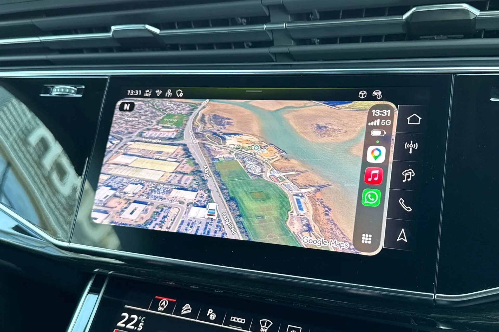 Audi Q8 thumbnail image number 8