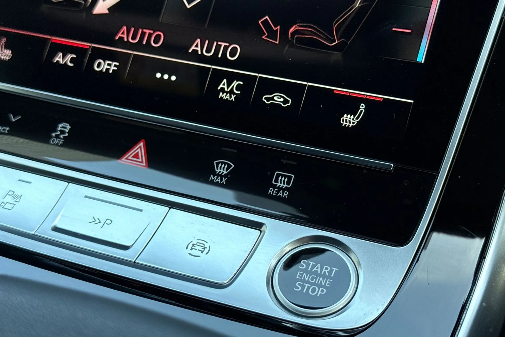 Audi Q8 thumbnail image number 26