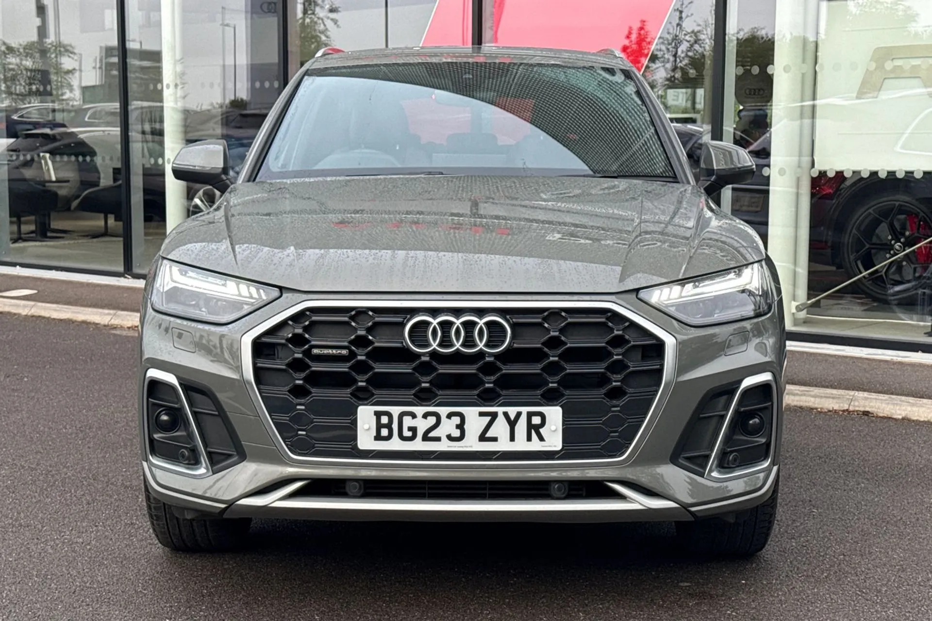 Audi Q5 thumbnail image number 21