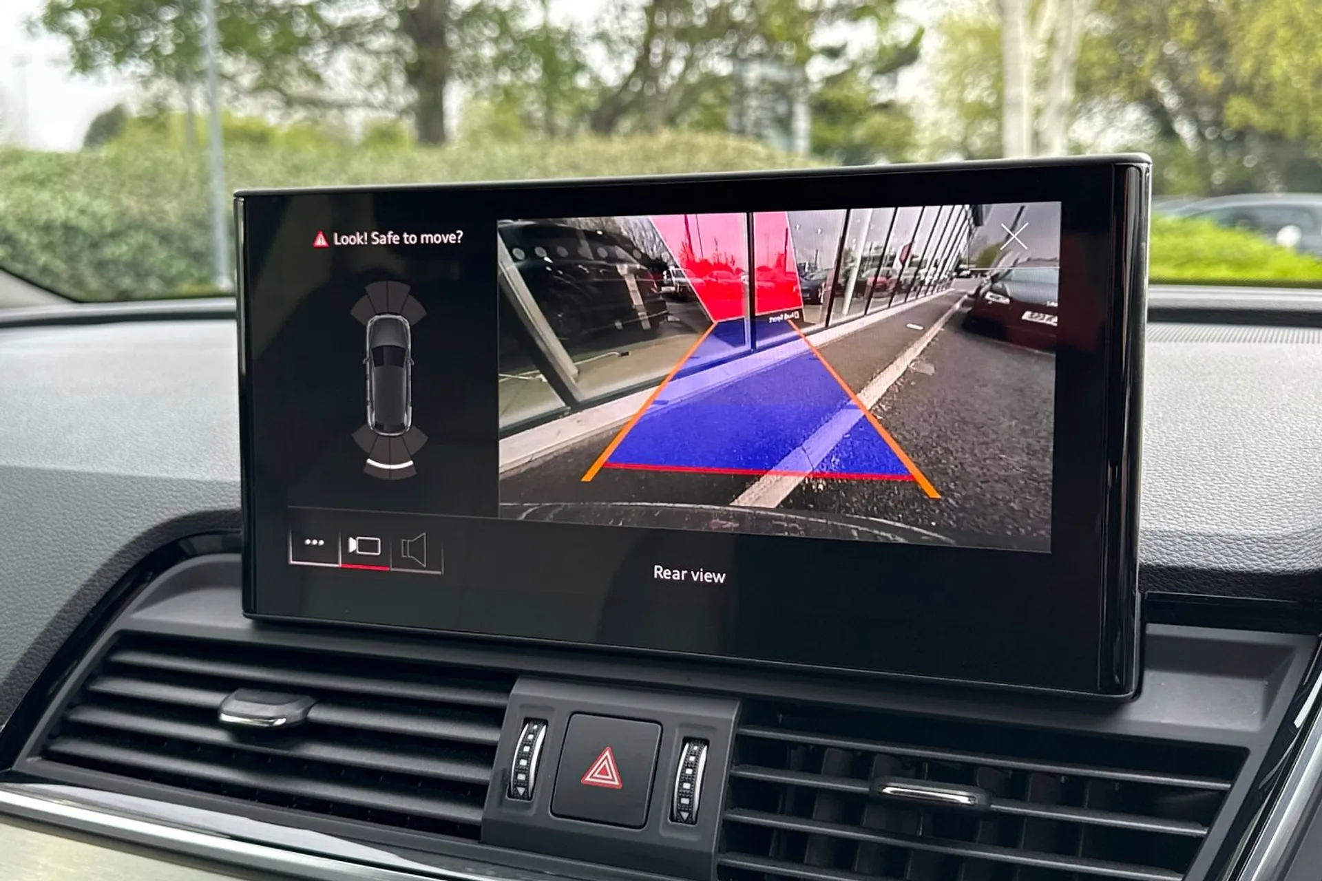 Audi Q5 thumbnail image number 4