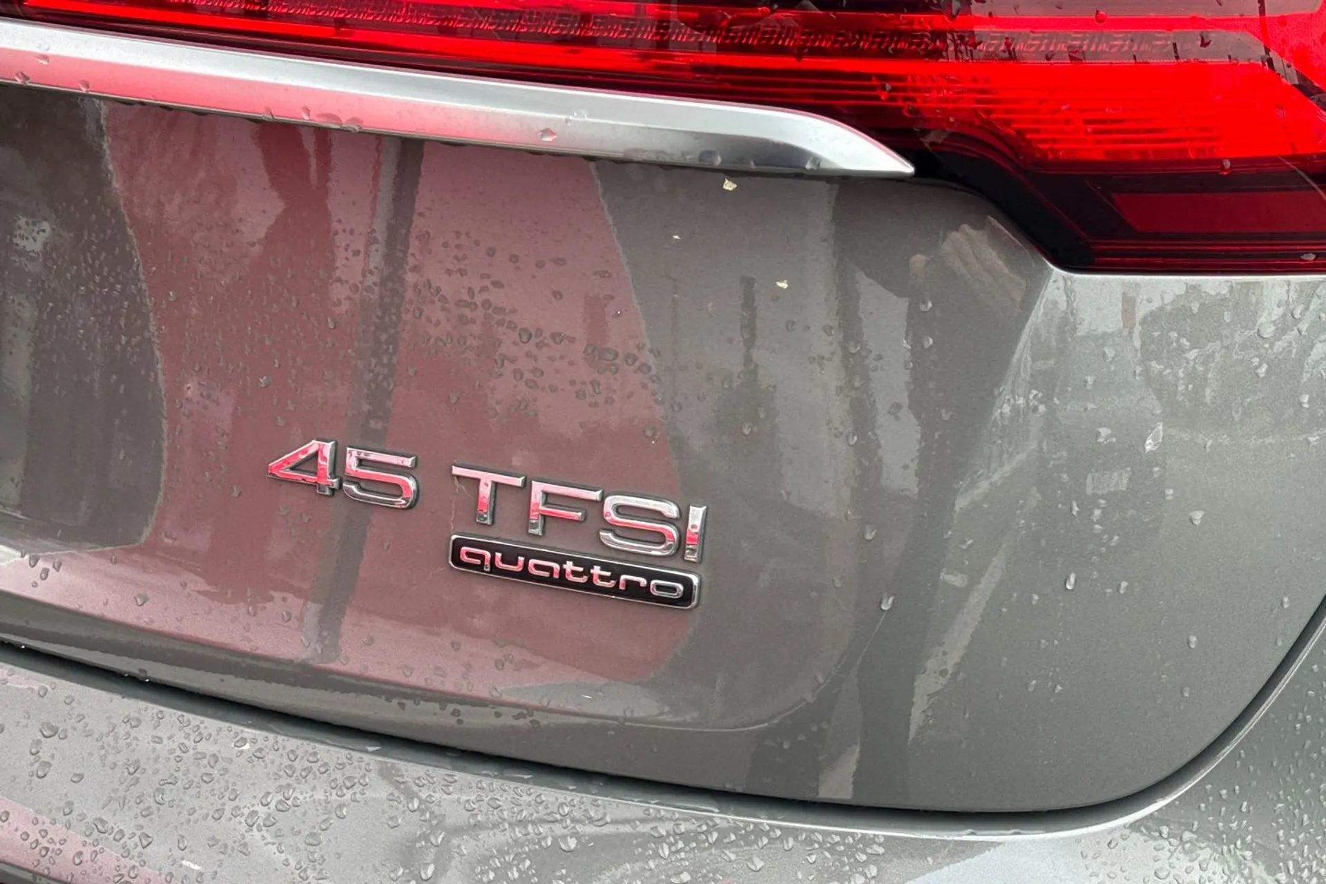 Audi Q5 thumbnail image number 10