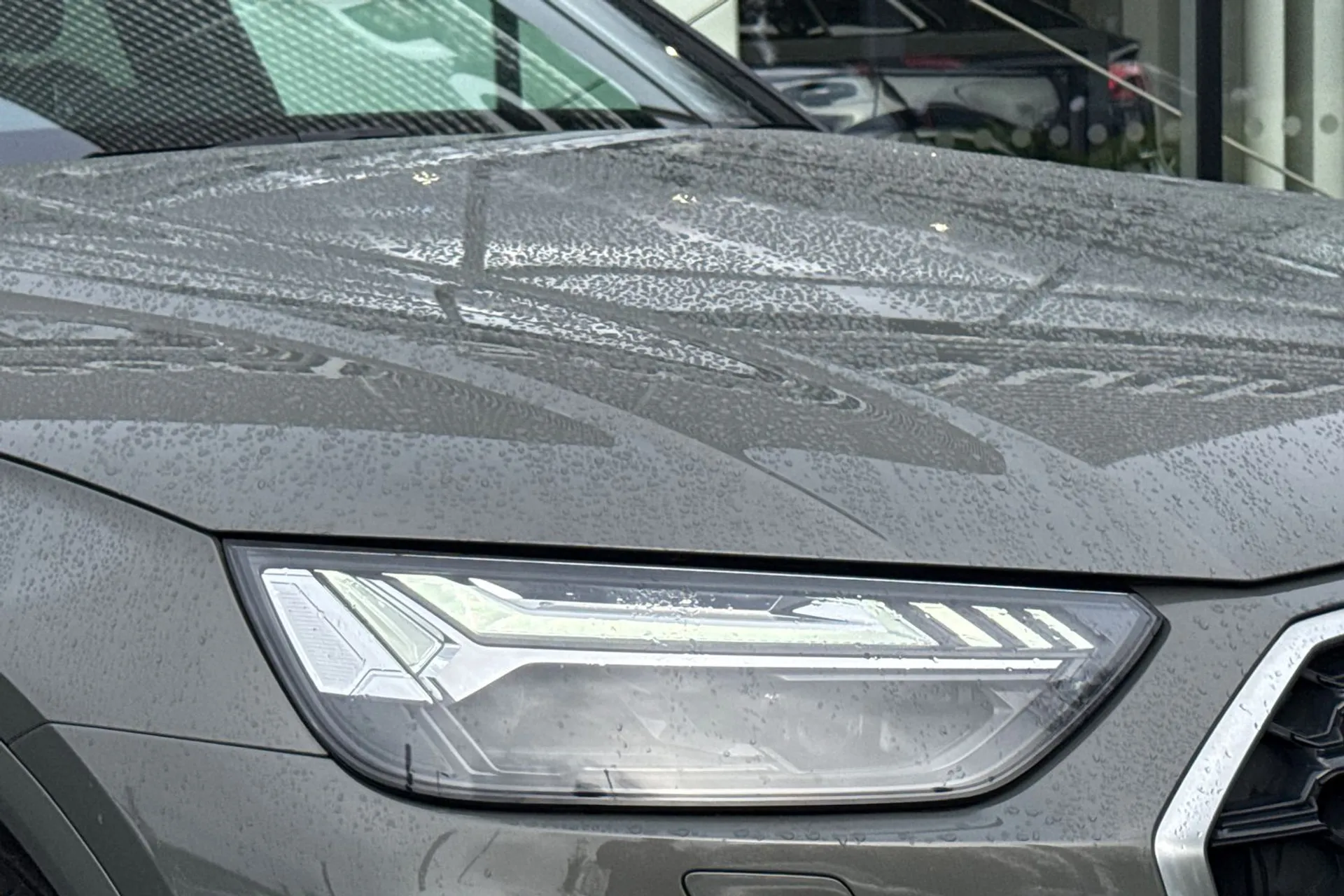 Audi Q5 thumbnail image number 30