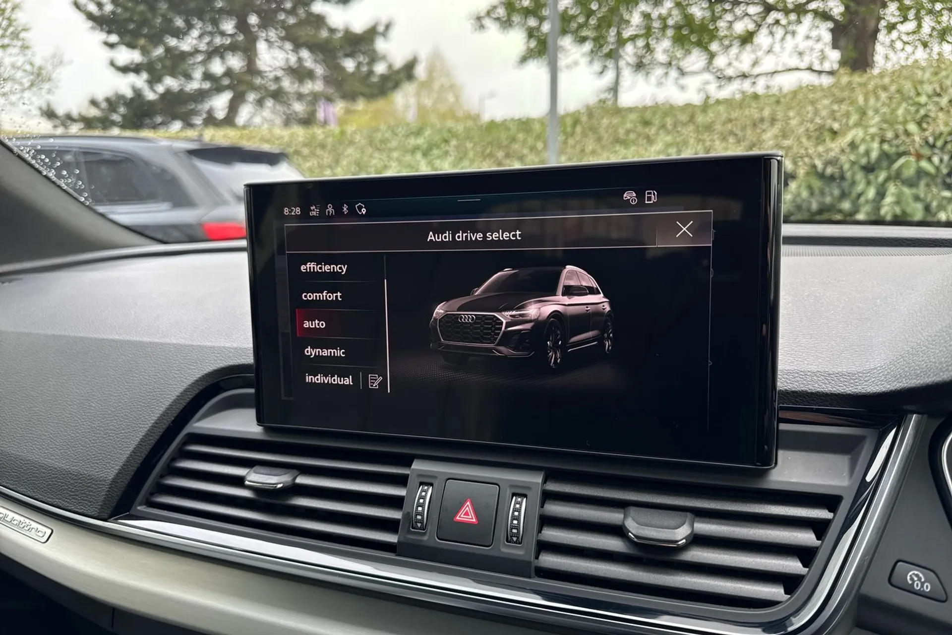 Audi Q5 thumbnail image number 16