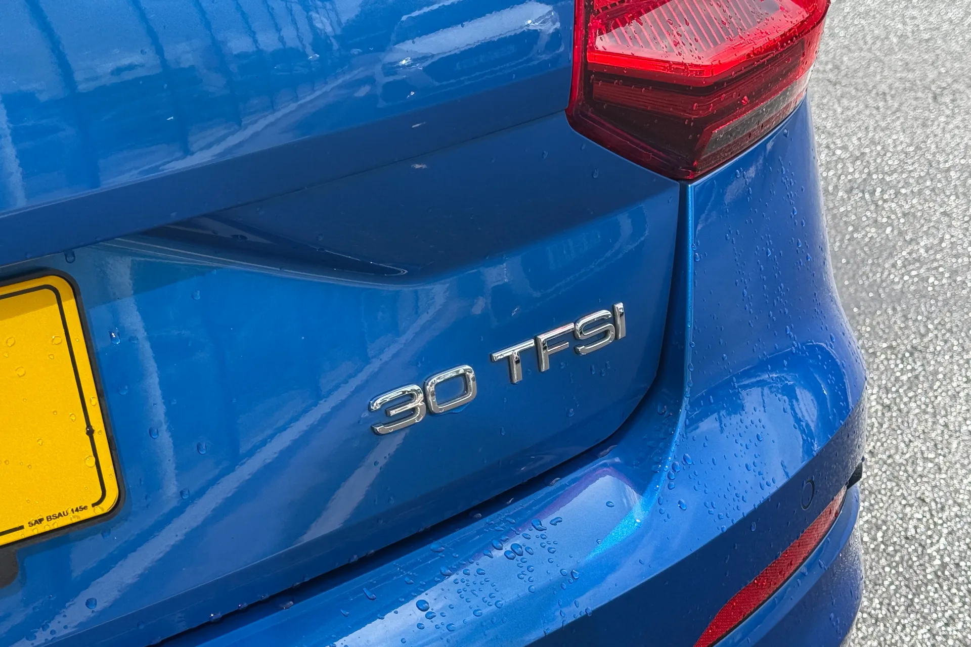 Audi Q2 thumbnail image number 30