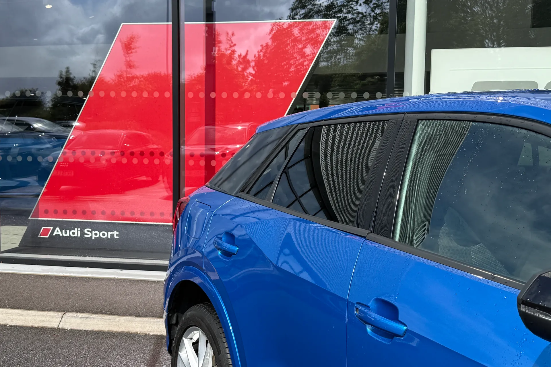 Audi Q2 thumbnail image number 20