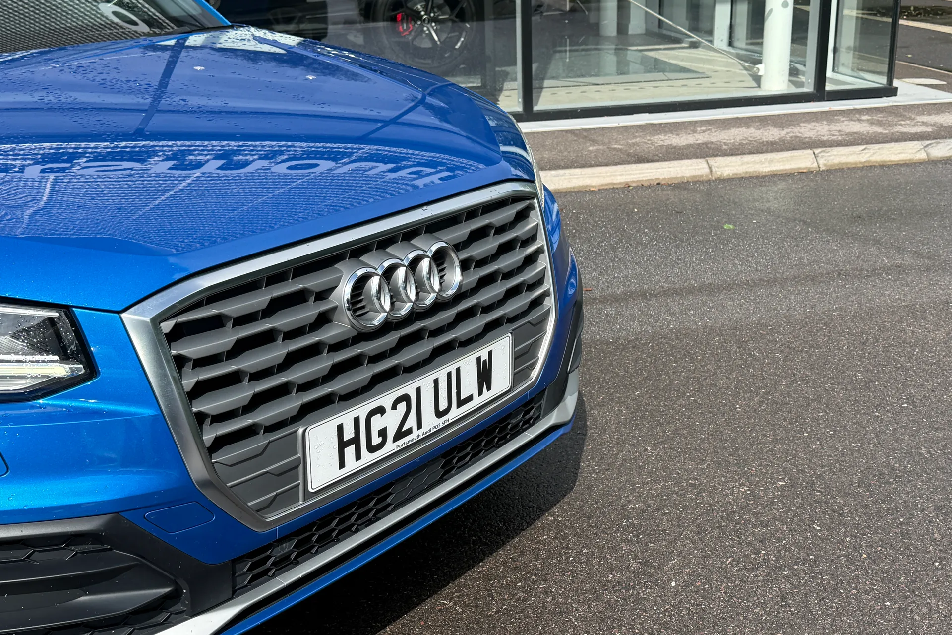 Audi Q2 thumbnail image number 16