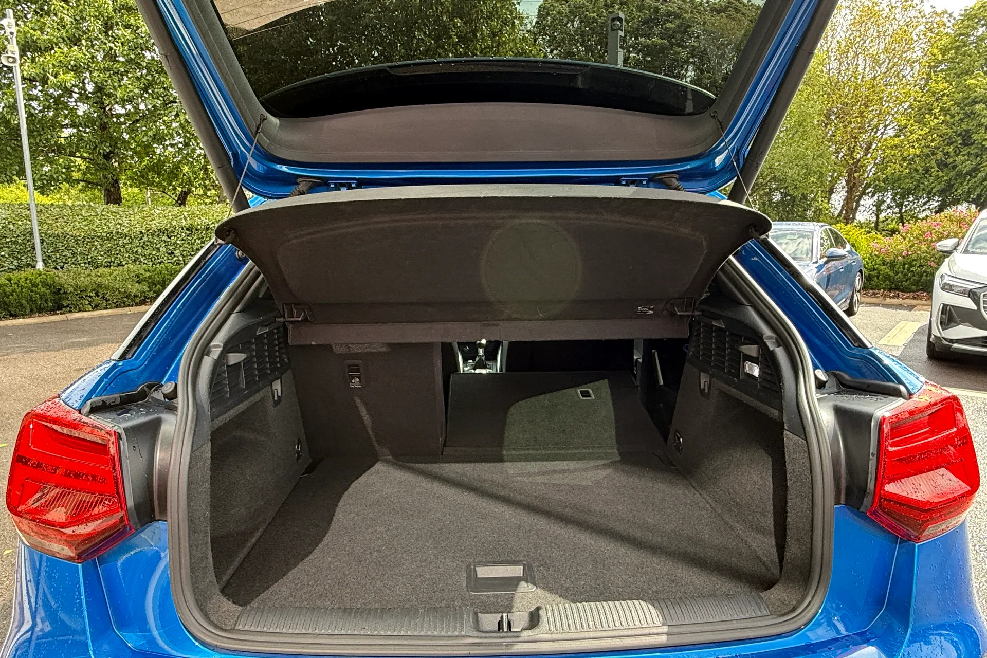 Audi Q2 thumbnail image number 39