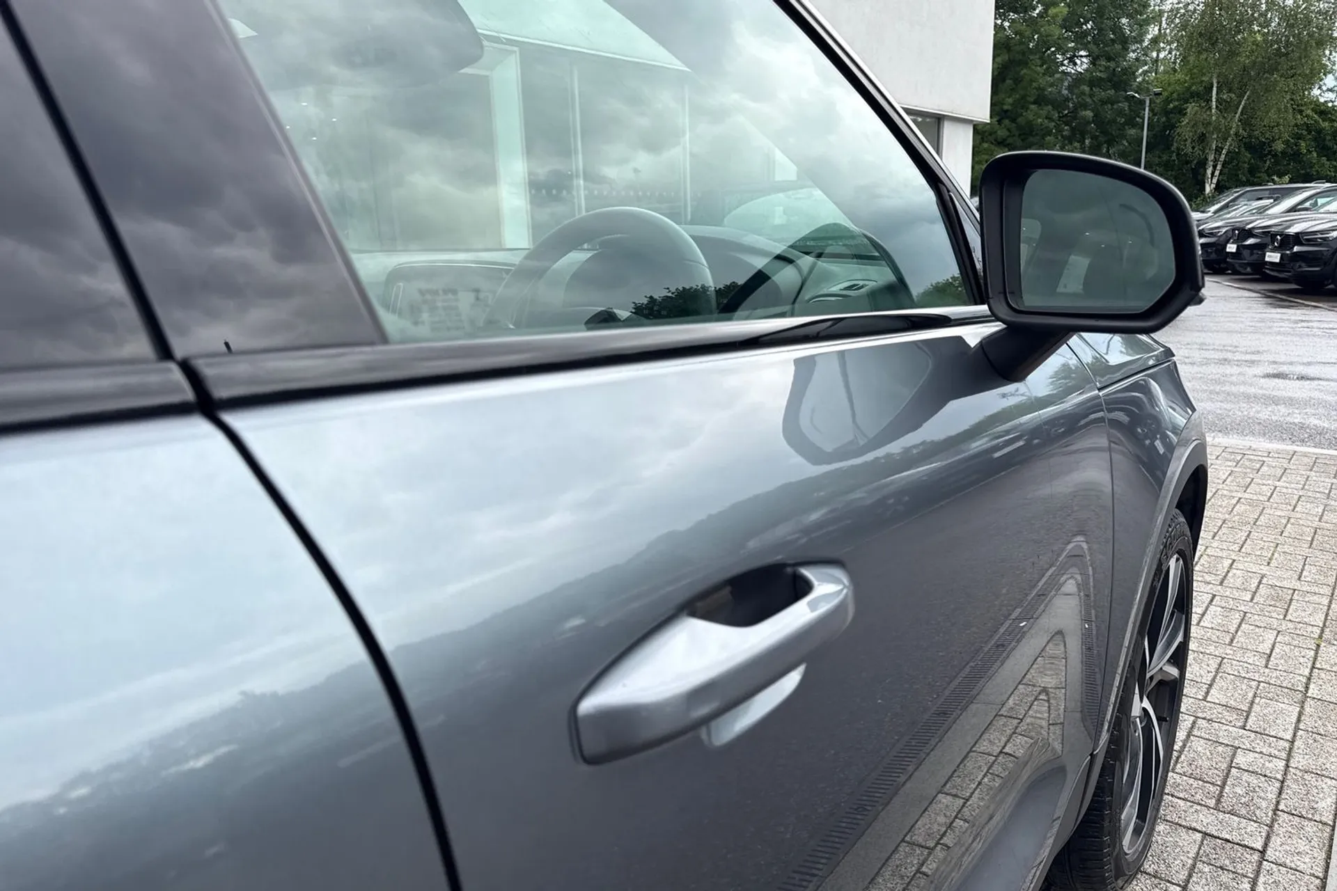 Volvo XC40 thumbnail image number 17